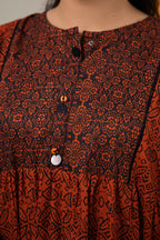 Tunics - 1540