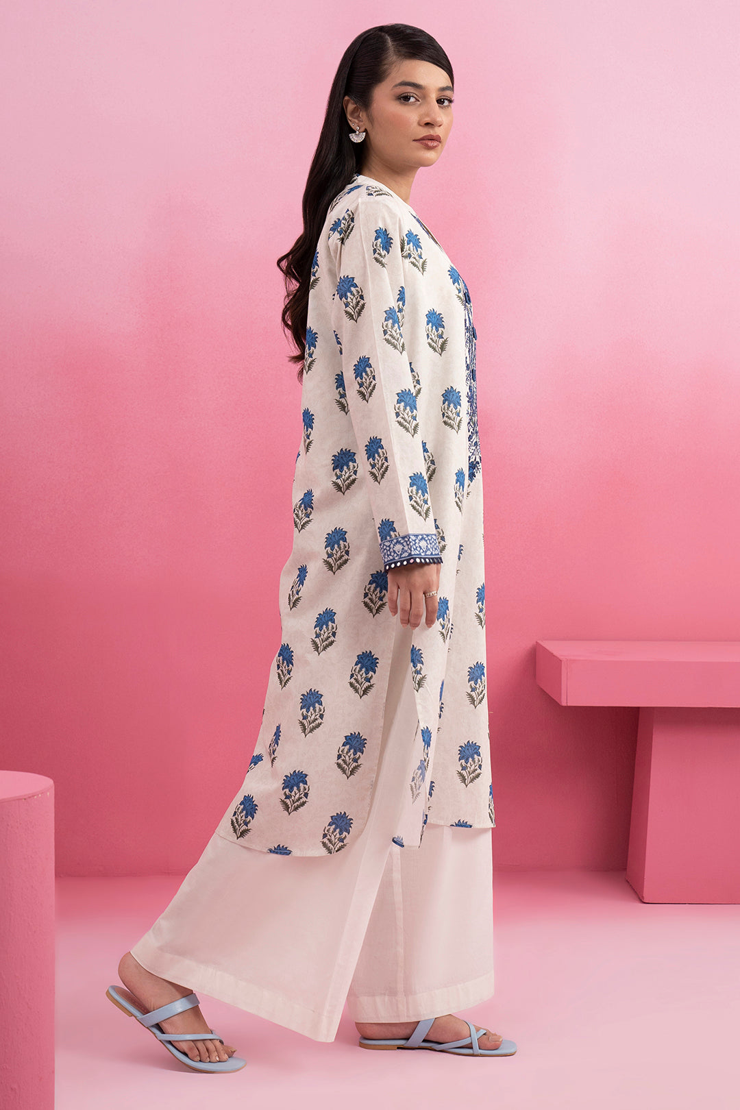 Embroidered Kurta - 1593