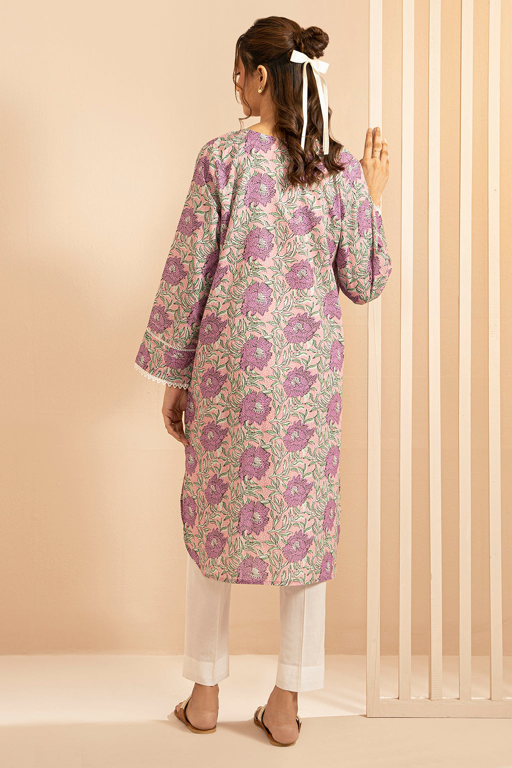 Embroidered Kurta - 1647