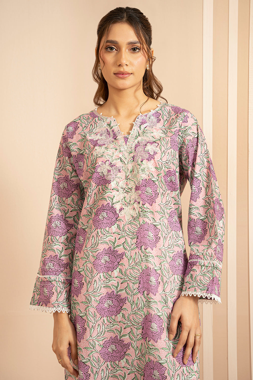 Embroidered Kurta - 1647