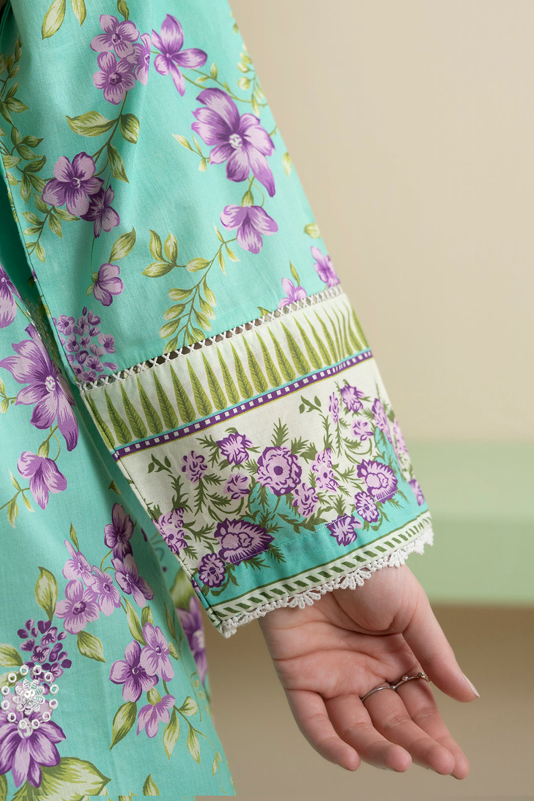 Embroidered Kurta - 1738