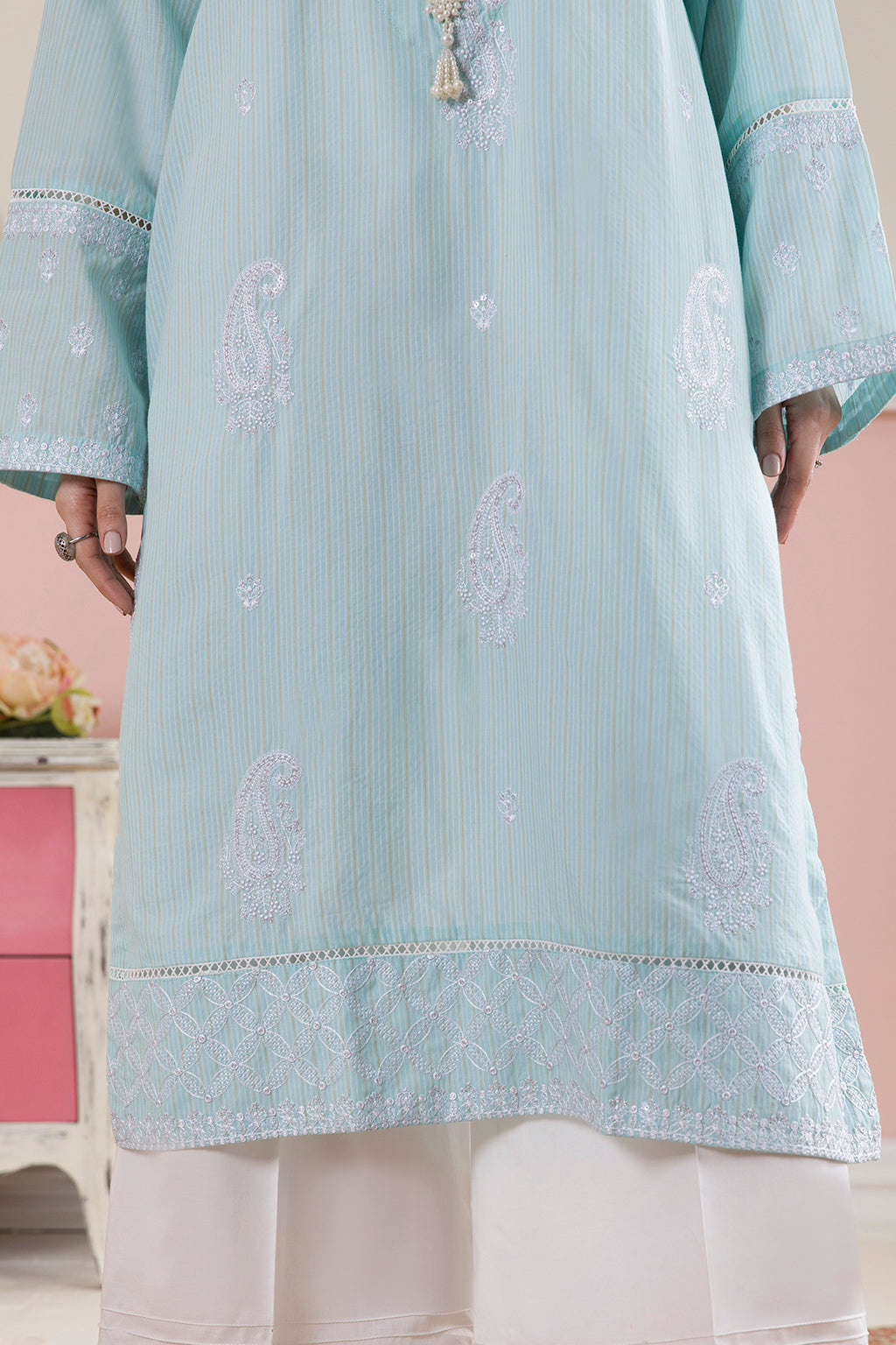 Embroidered Kurta - 2536