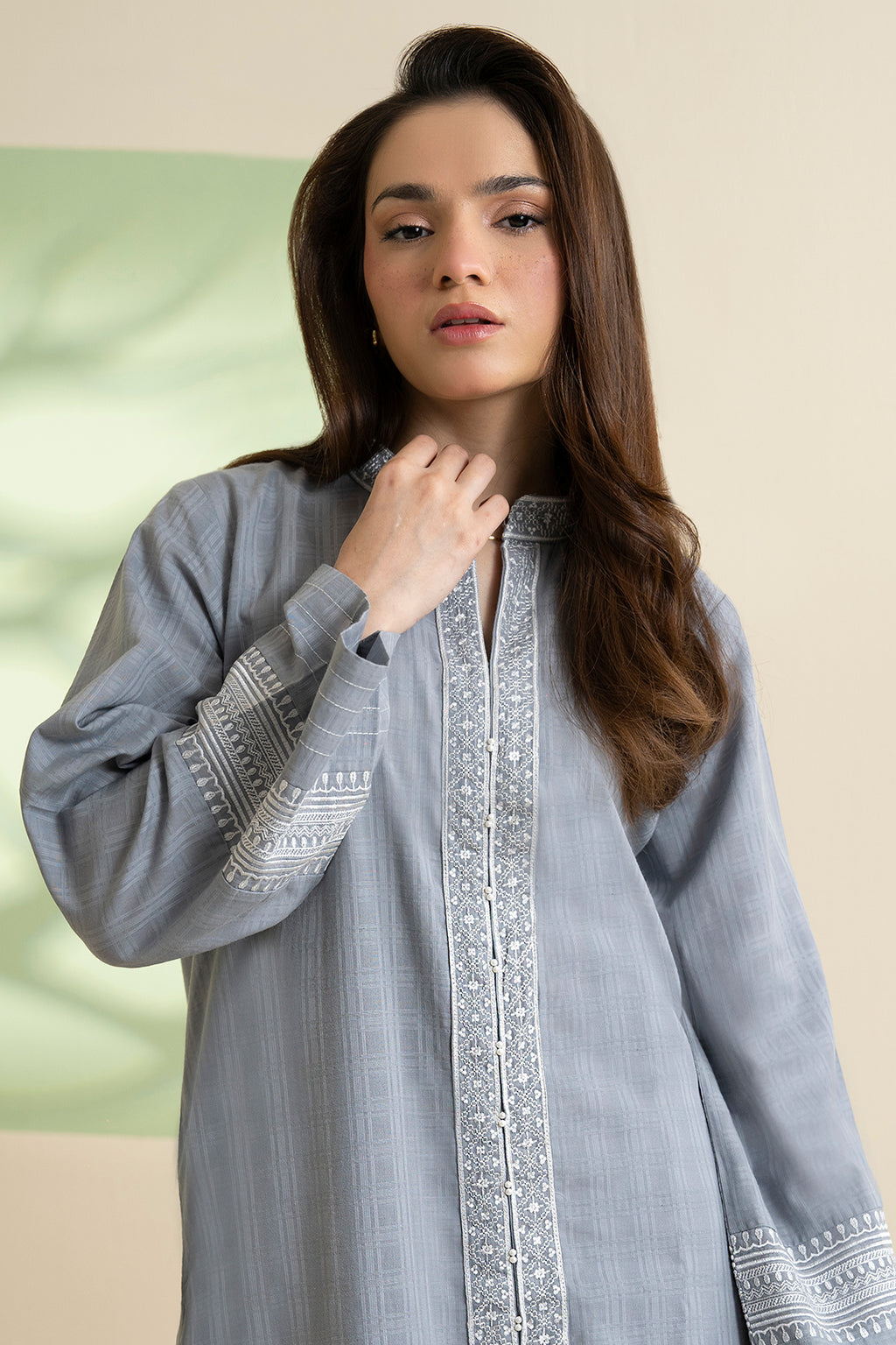 Embroidered Kurta - 2547