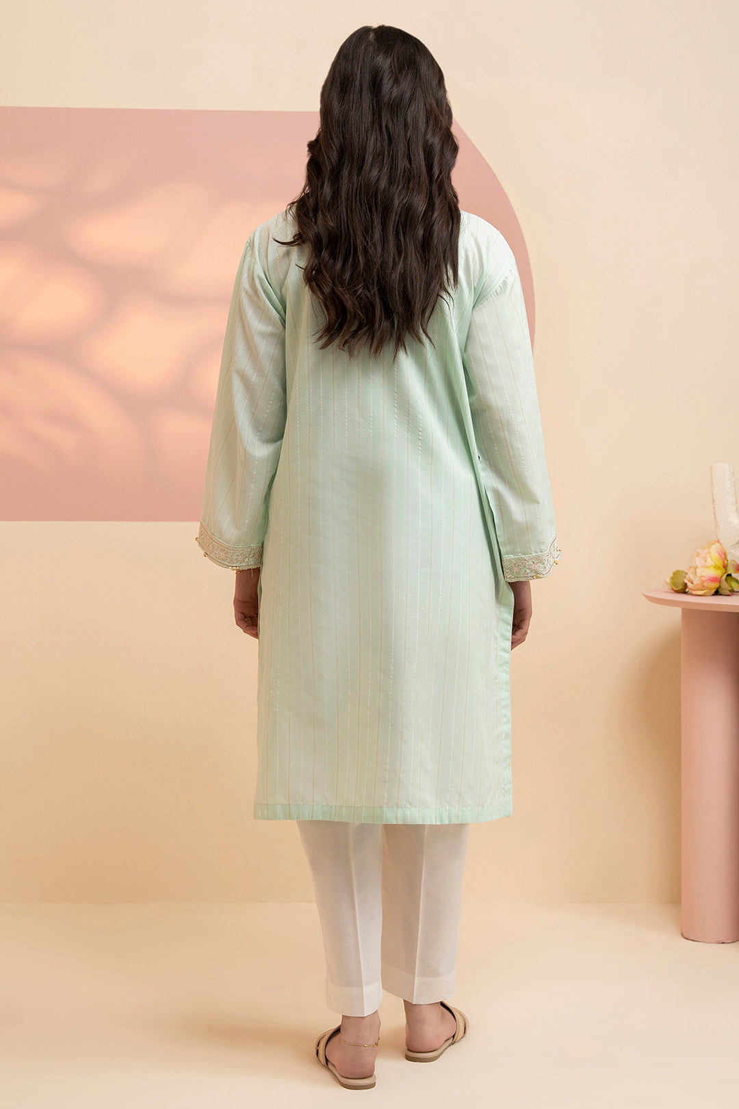 Embroidered Kurta - 2552