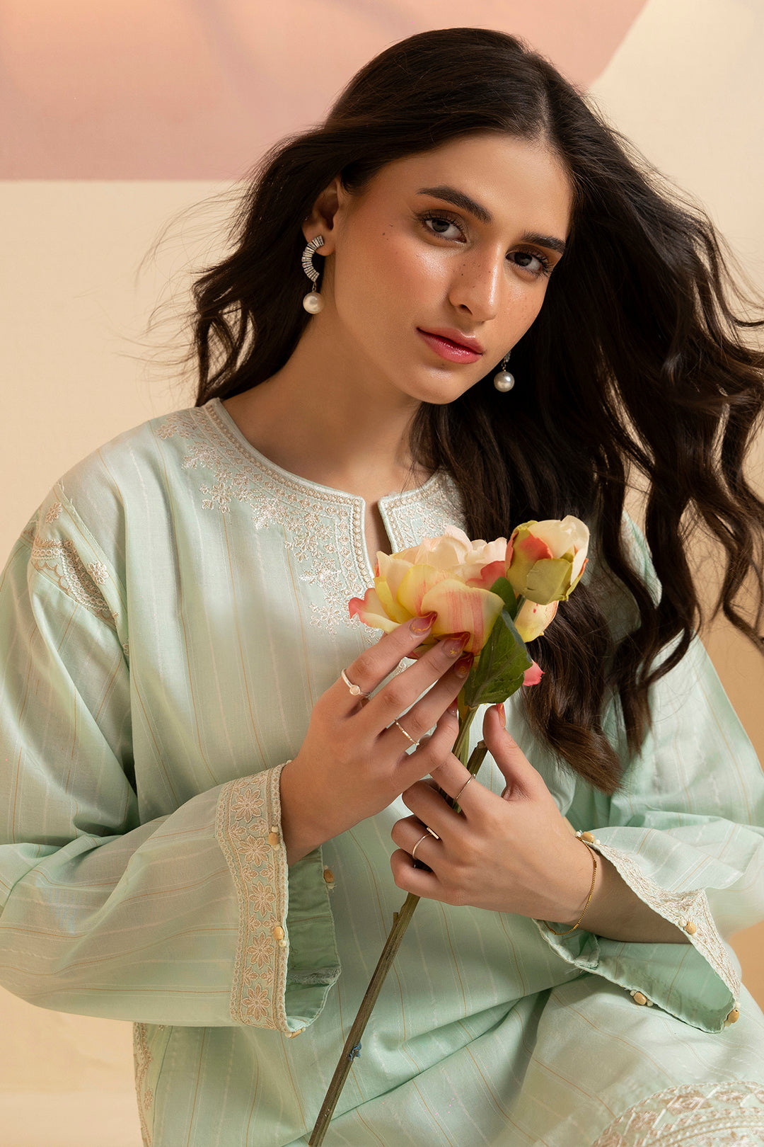 Embroidered Kurta - 2552