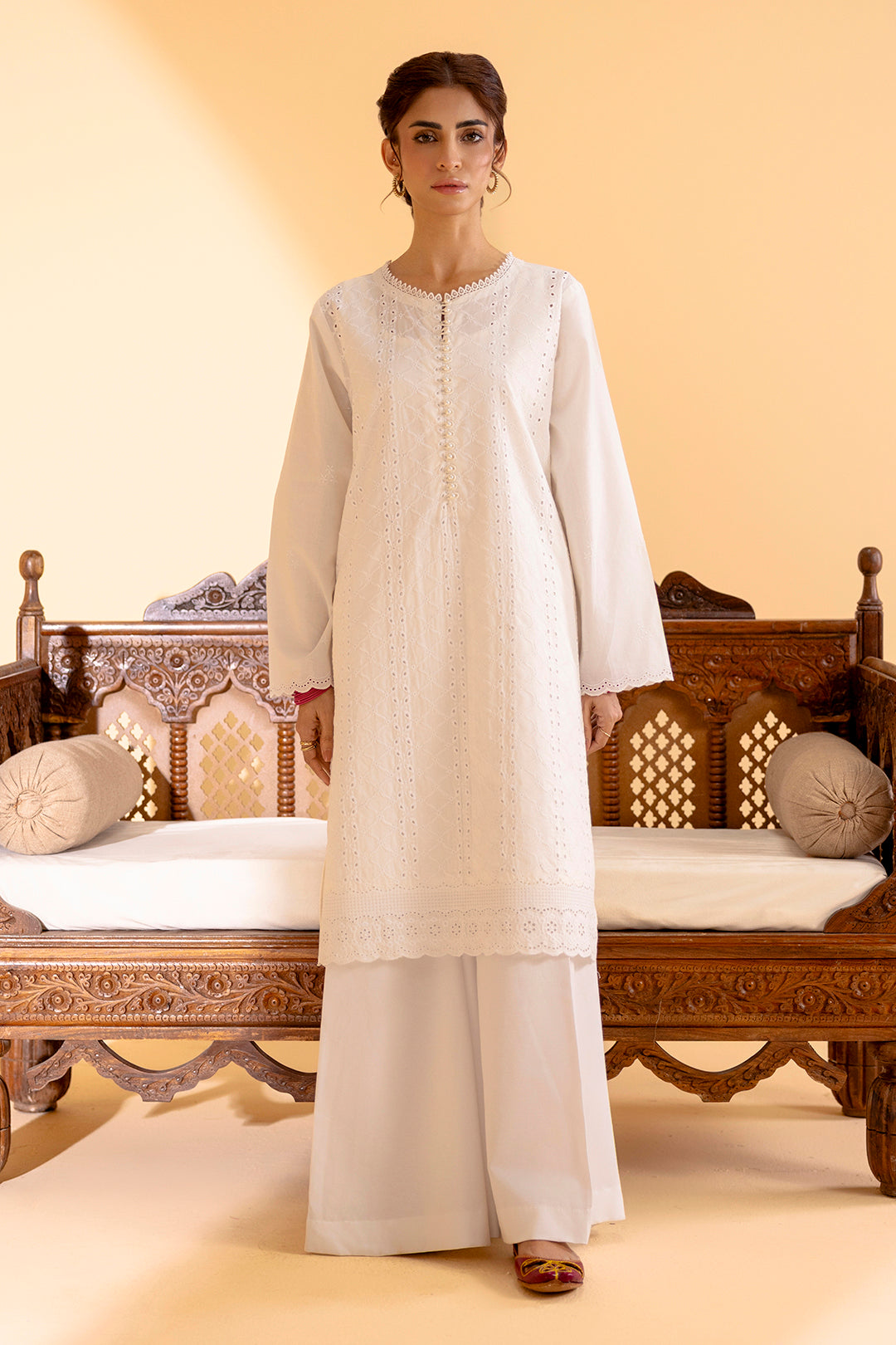 Embroidered Kurta - 2556