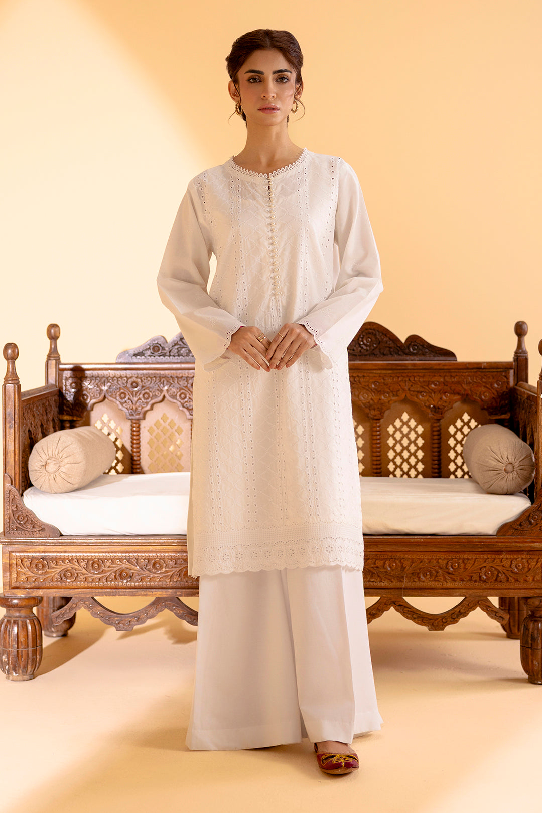 Embroidered Kurta - 2556