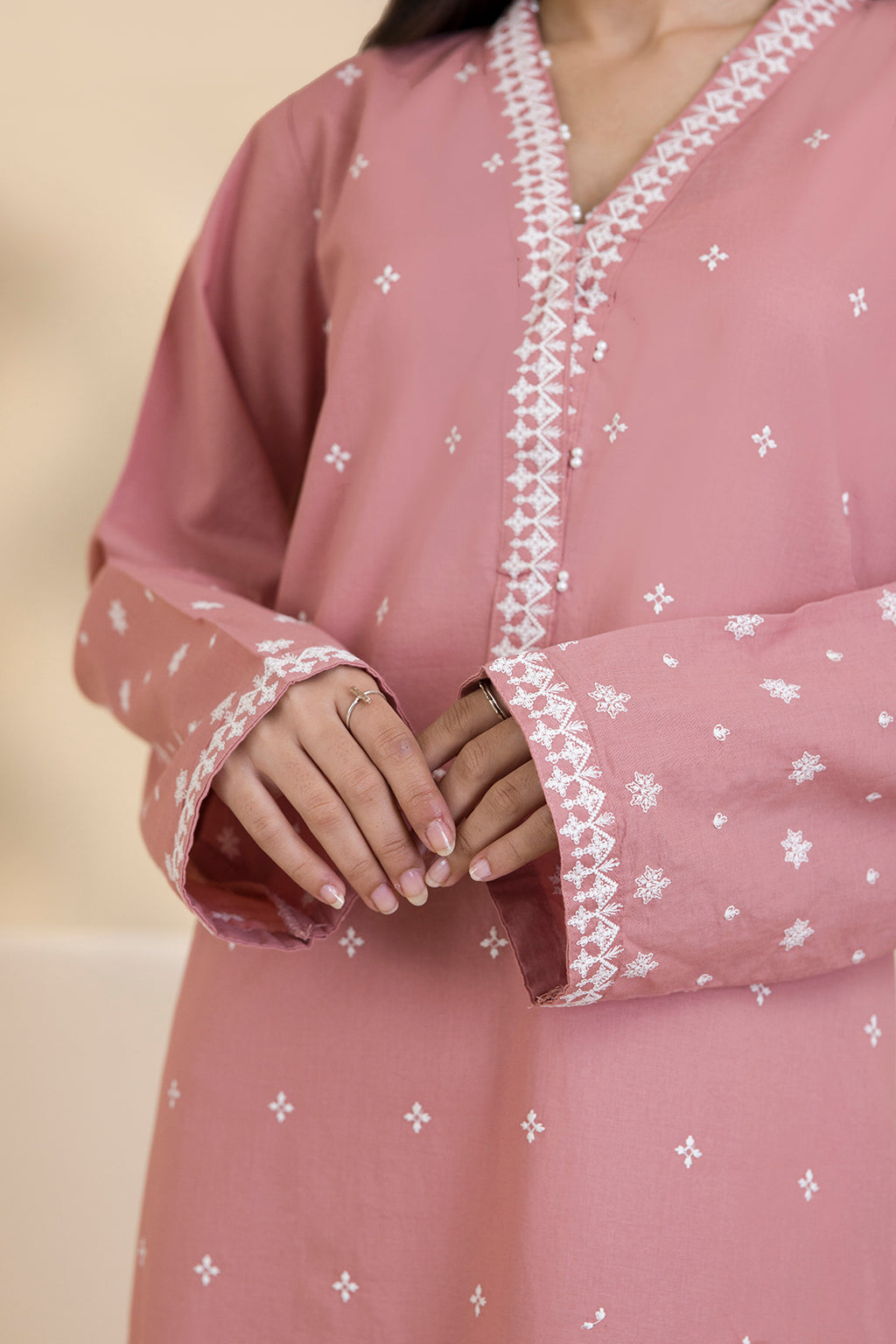 Embroidered Kurta - 2591