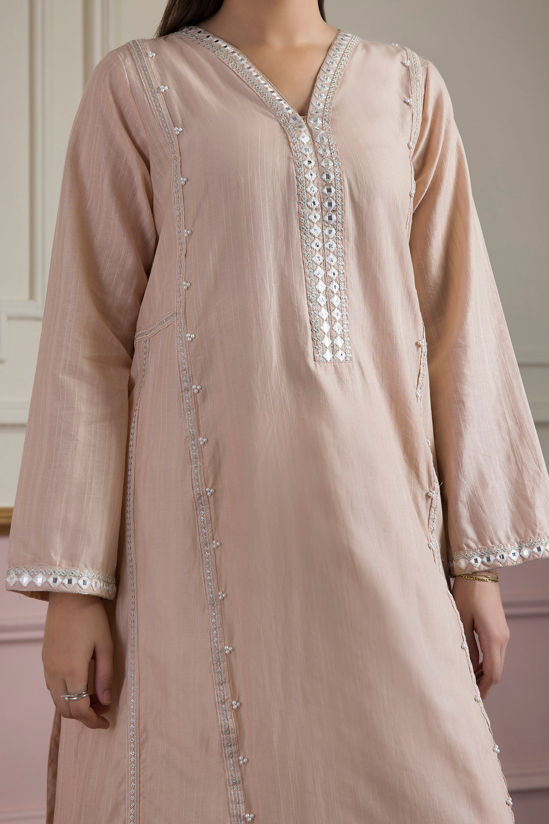 Embroidered Kurta - 2620