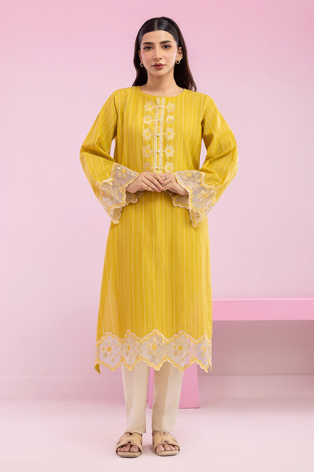 Embroidered Kurta - 2672