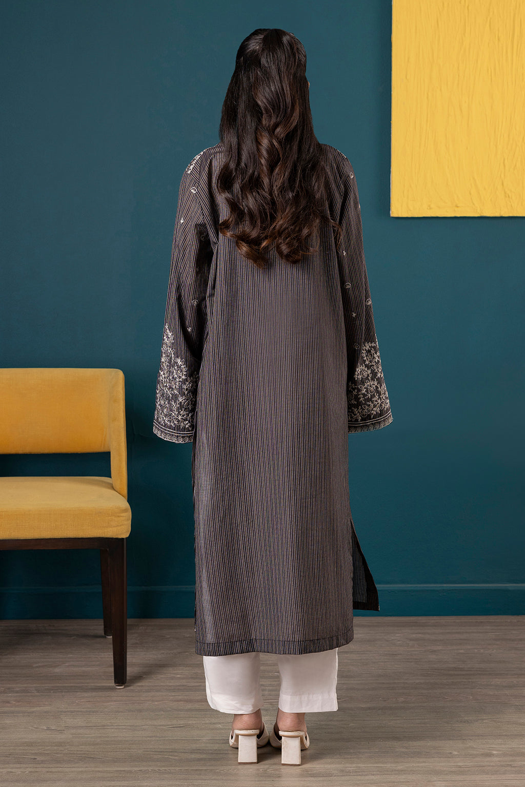 Embroidered Kurta - 2817