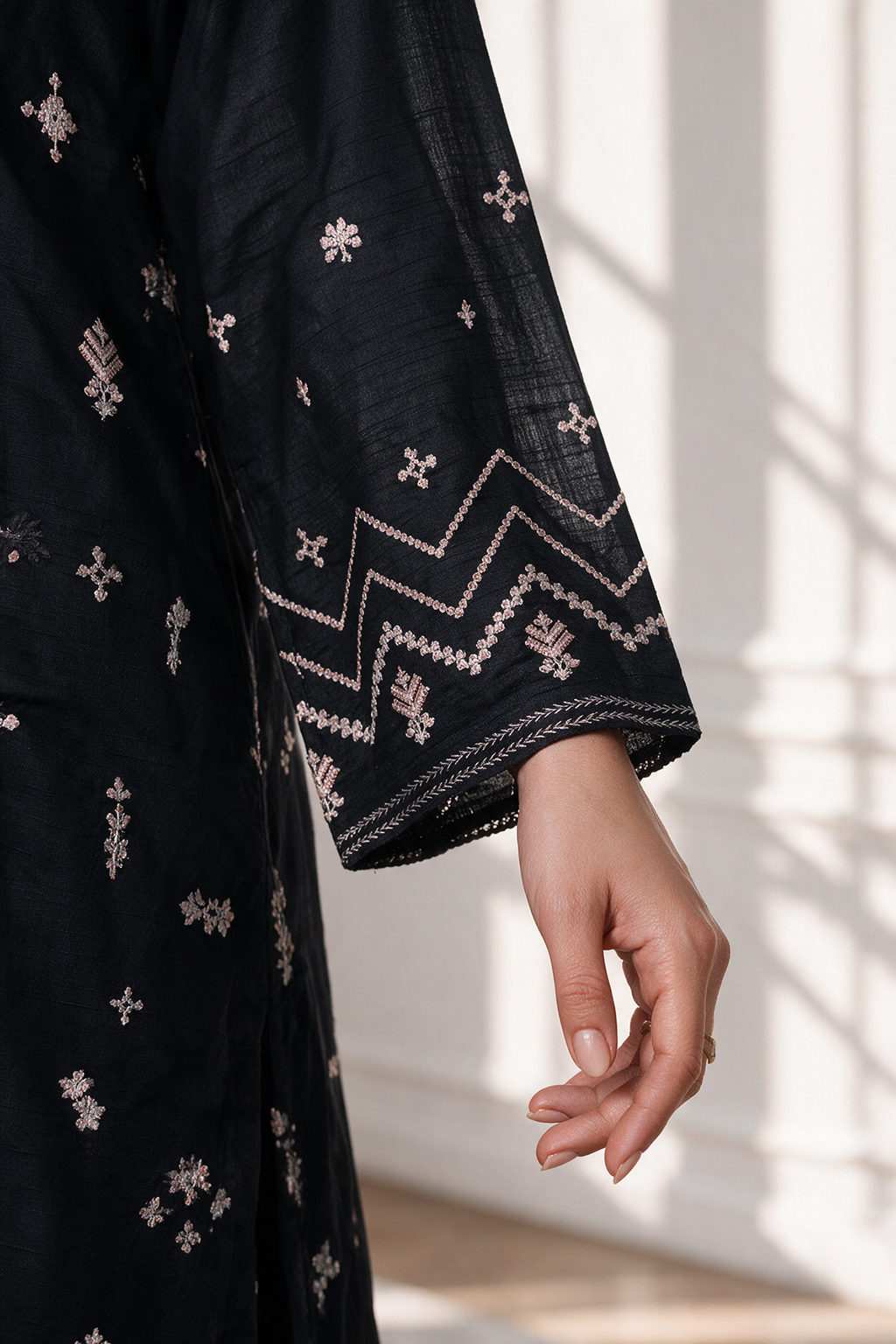 Embroidered Kurta - 2820