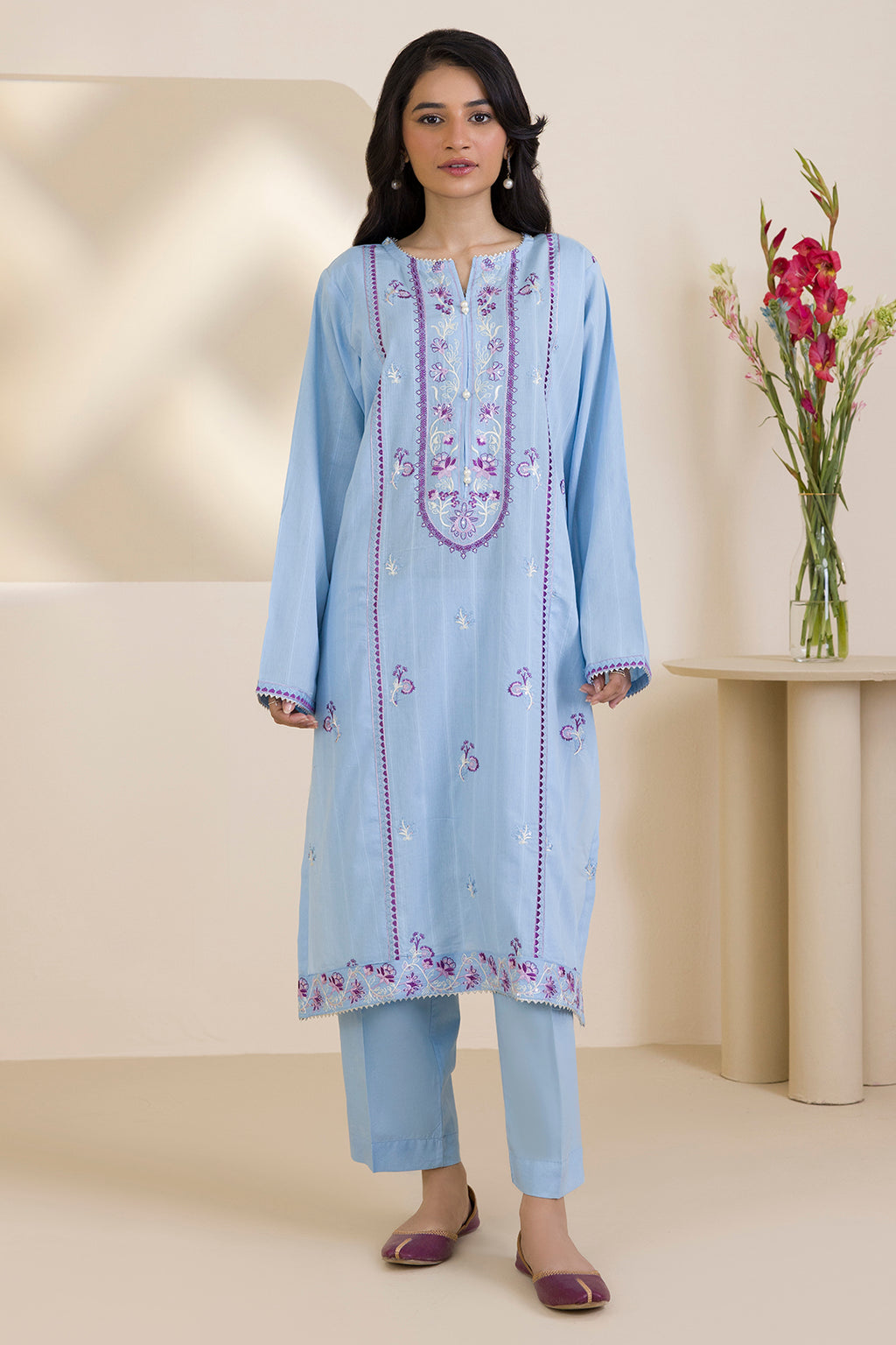 Embroidered Kurta Trouser - 1513