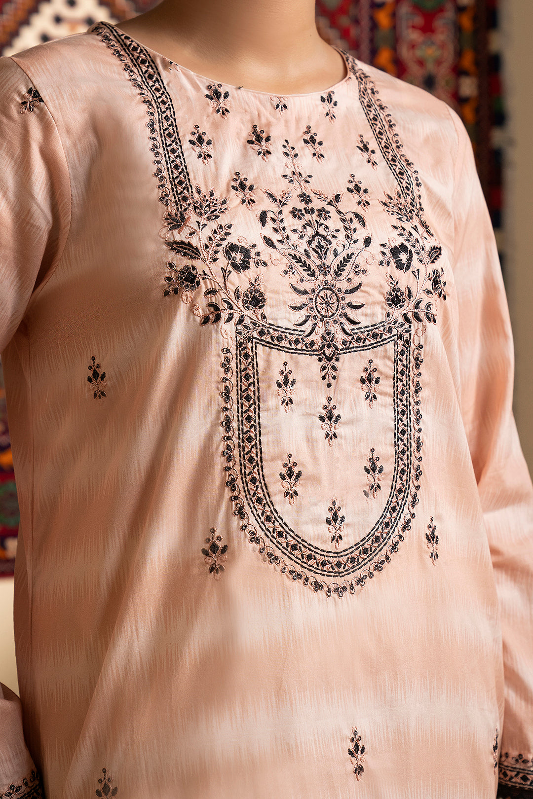 Embroidered Kurta Dupatta - 1668