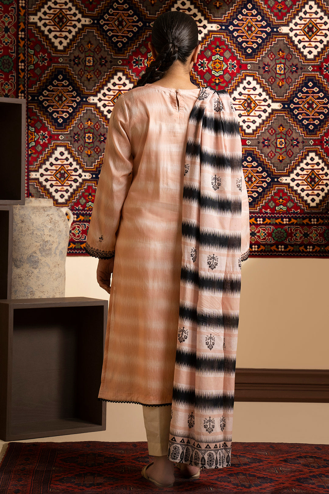 Embroidered Kurta Dupatta - 1668