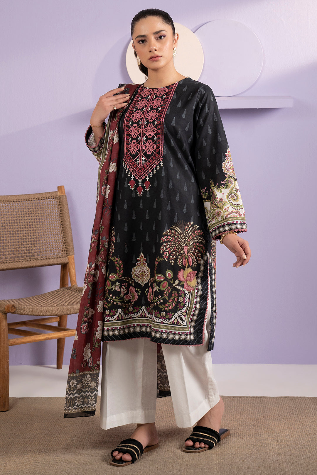 Embroidered Kurta Dupatta - 1669