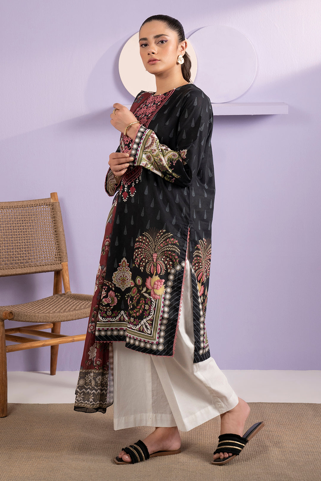 Embroidered Kurta Dupatta - 1669