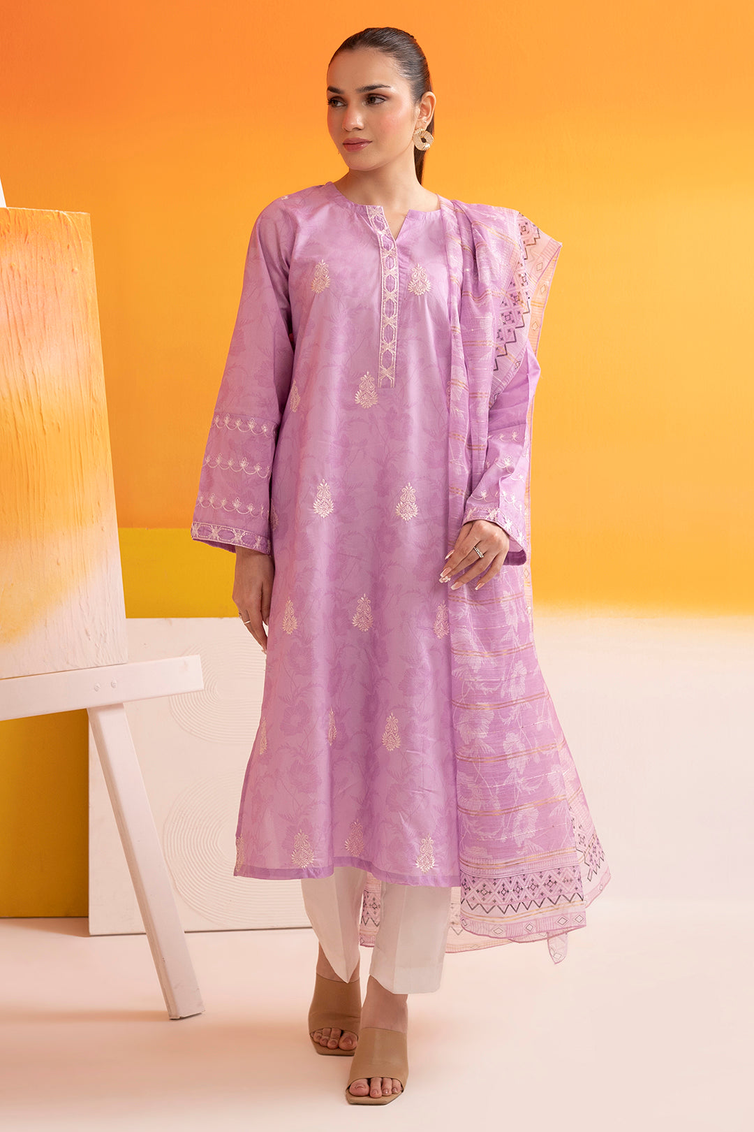 Embroidered Kurta Dupatta - 1670