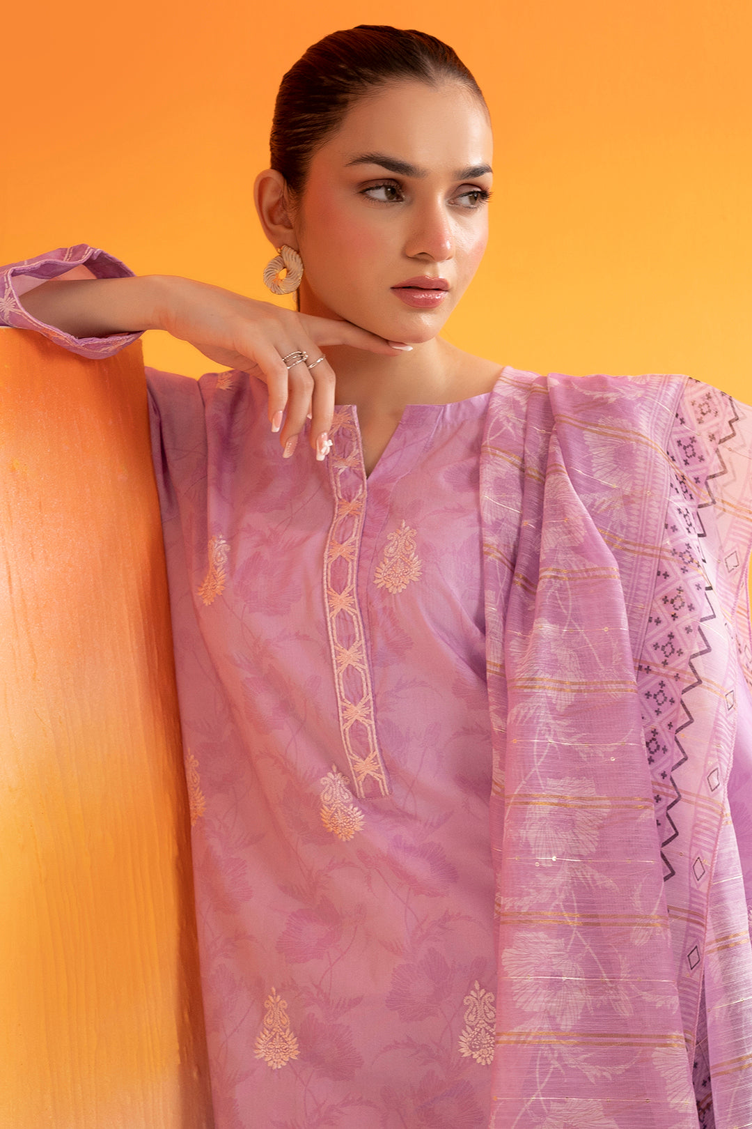 Embroidered Kurta Dupatta - 1670