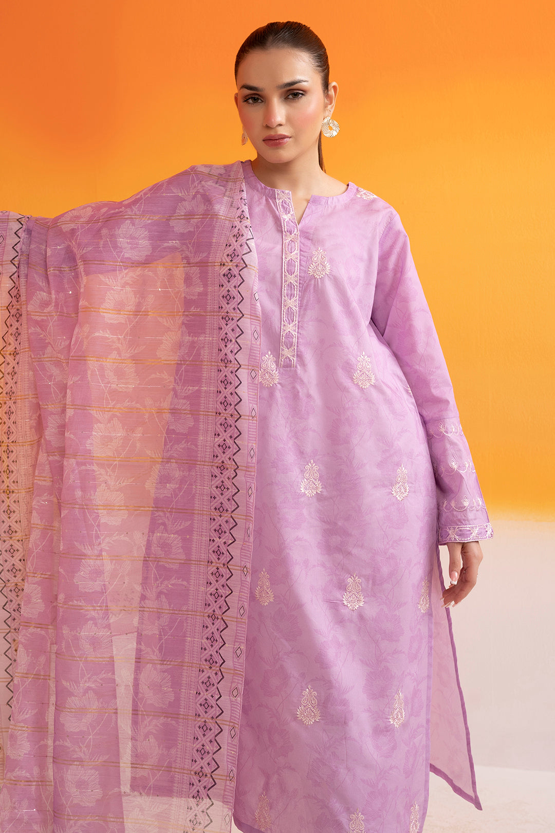 Embroidered Kurta Dupatta - 1670