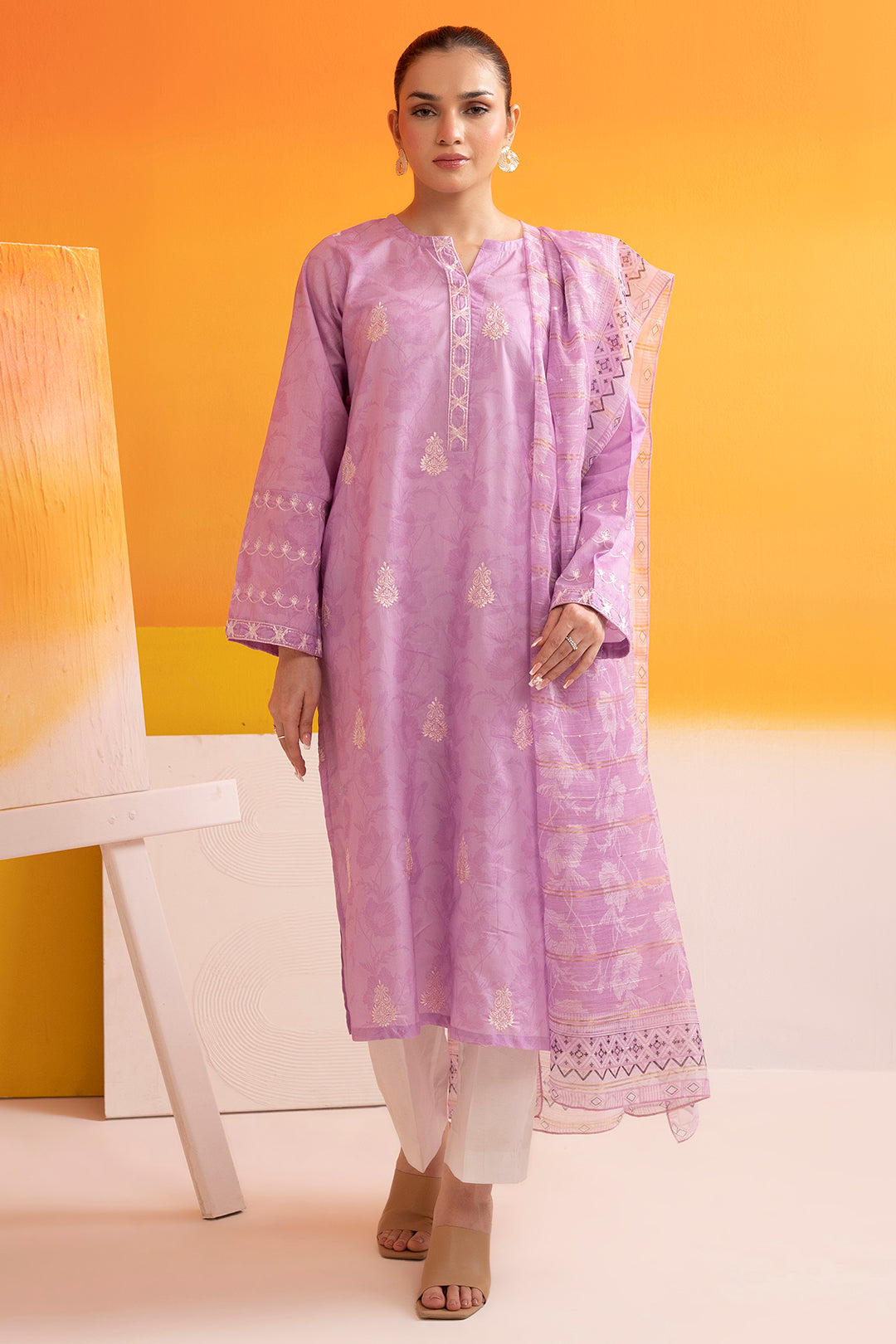 Embroidered Kurta Dupatta - 1670