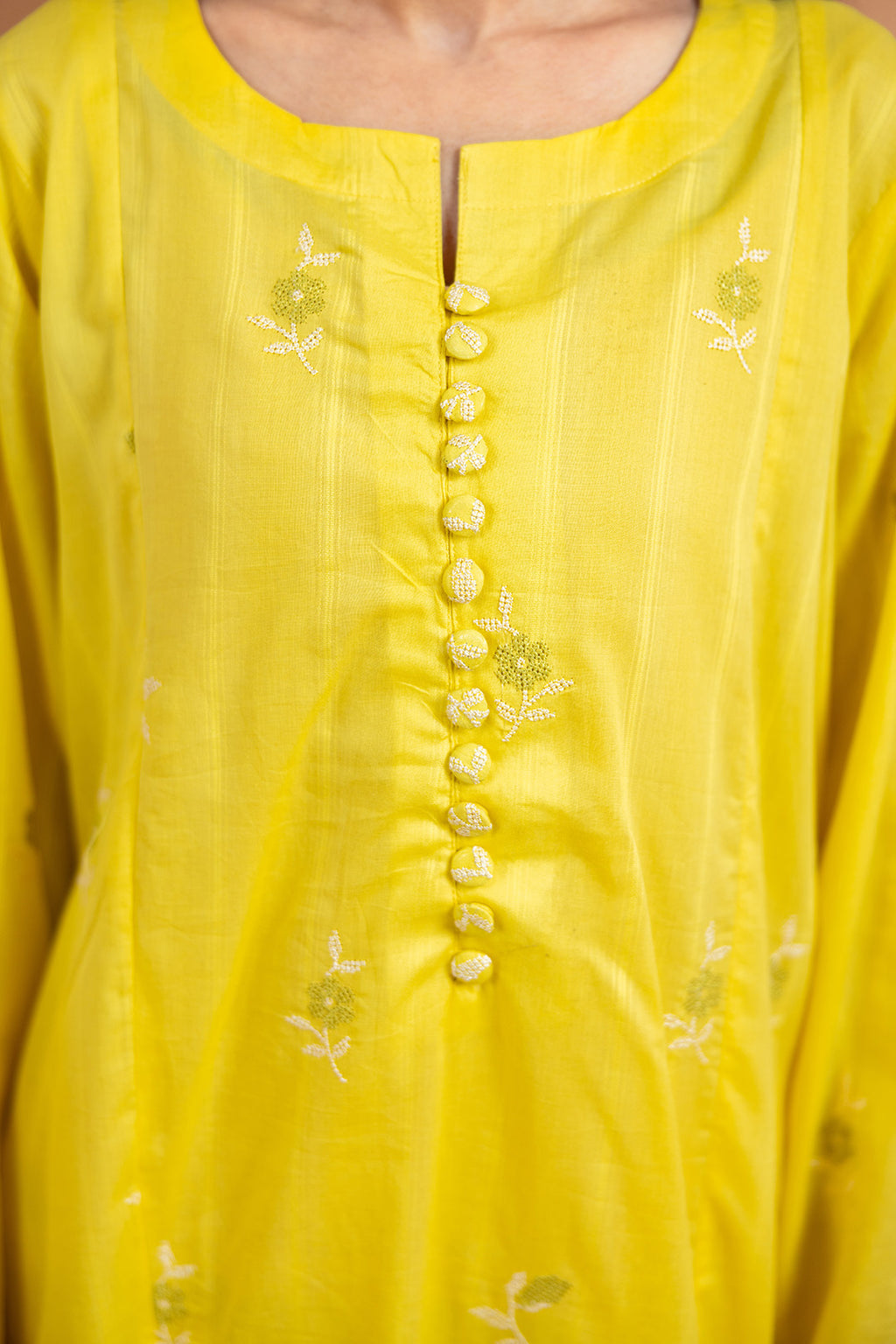 Embroidered Kurta Trouser - 1690