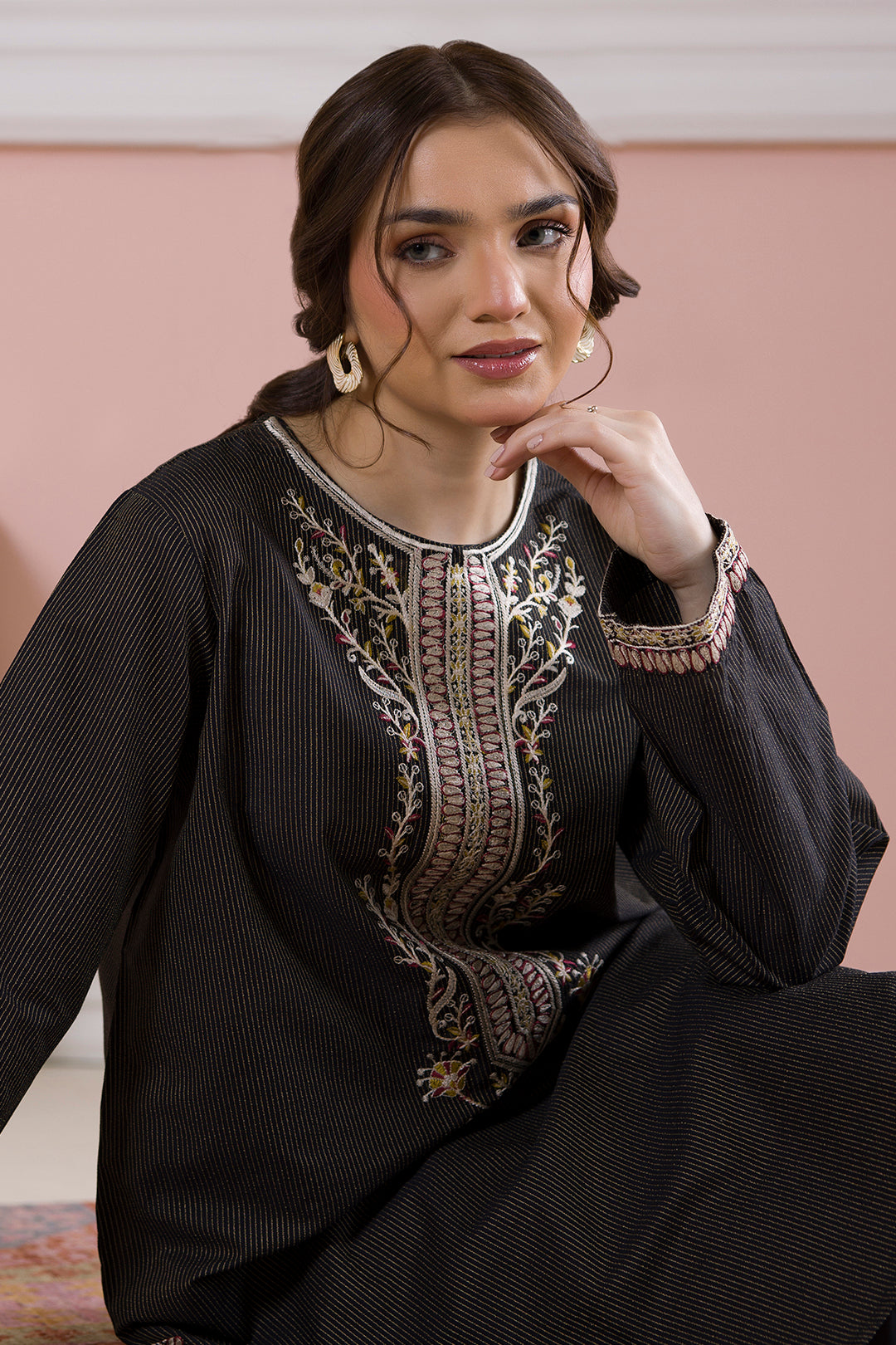Embroidered Kurta Trouser - 1694