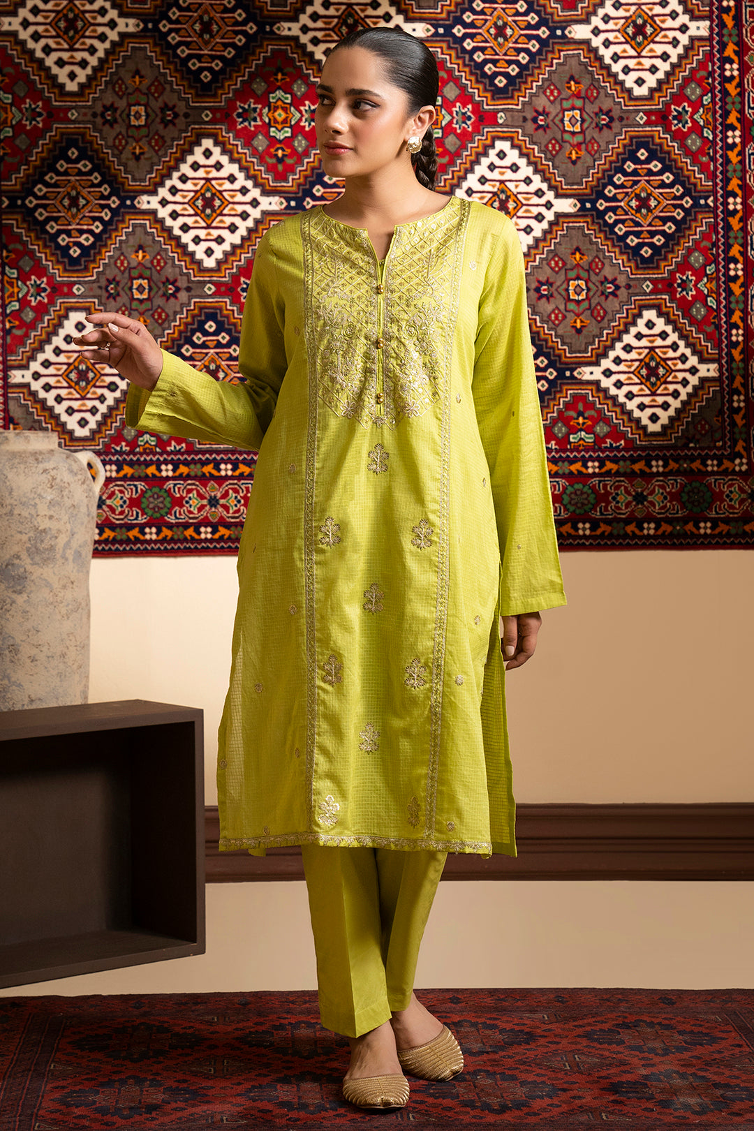 Embroidered Kurta Trouser - 1770