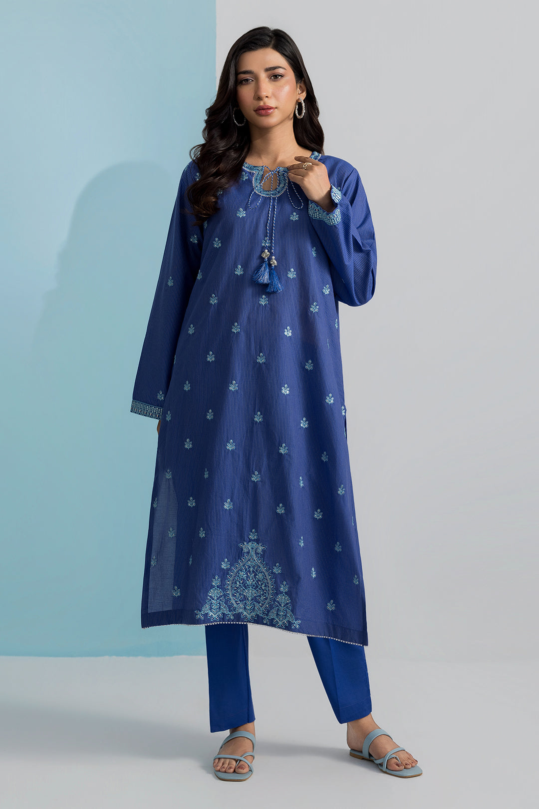 Embroidered Kurta Trouser - 1772