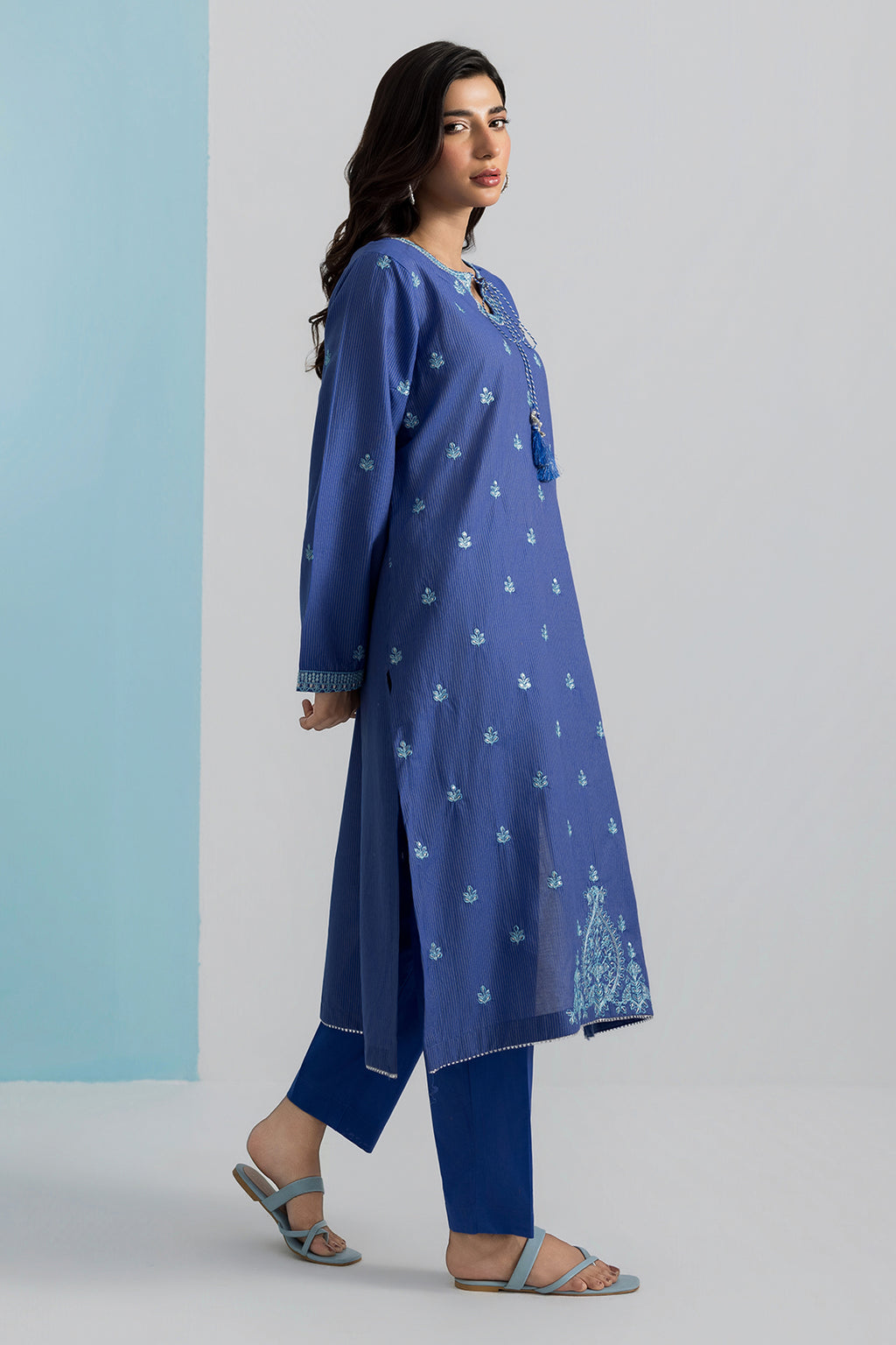Embroidered Kurta Trouser - 1772