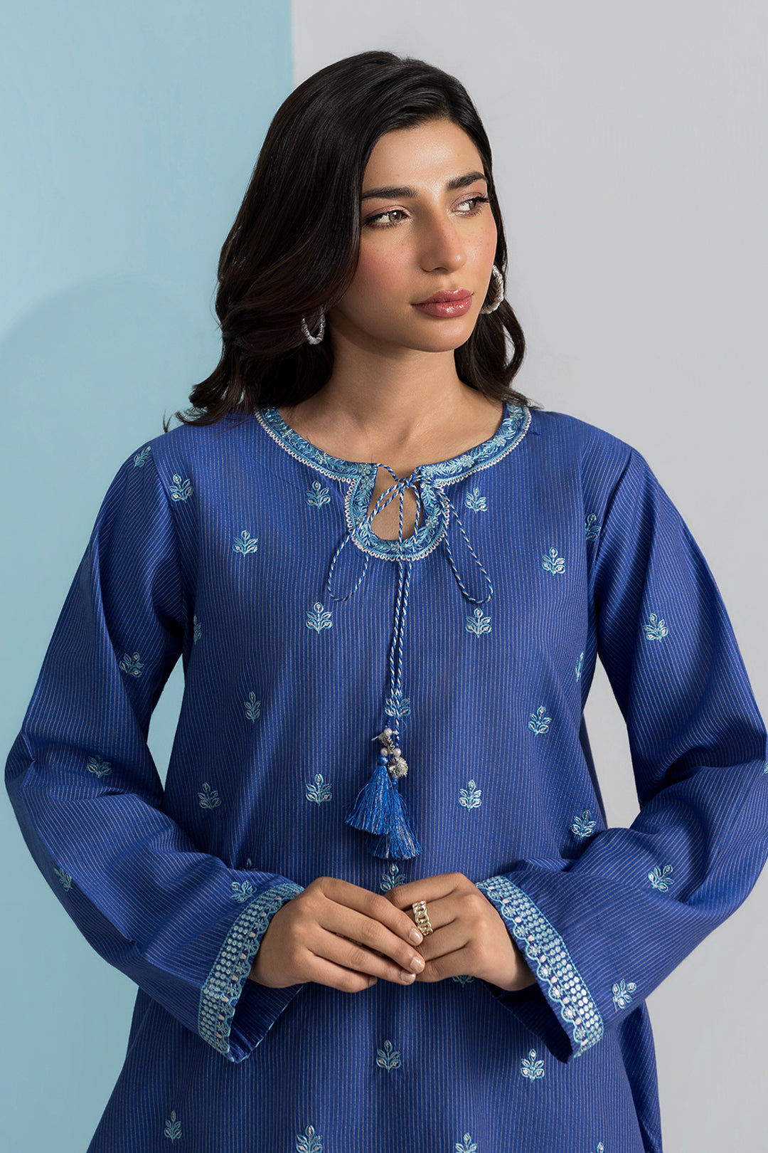 Embroidered Kurta Trouser - 1772