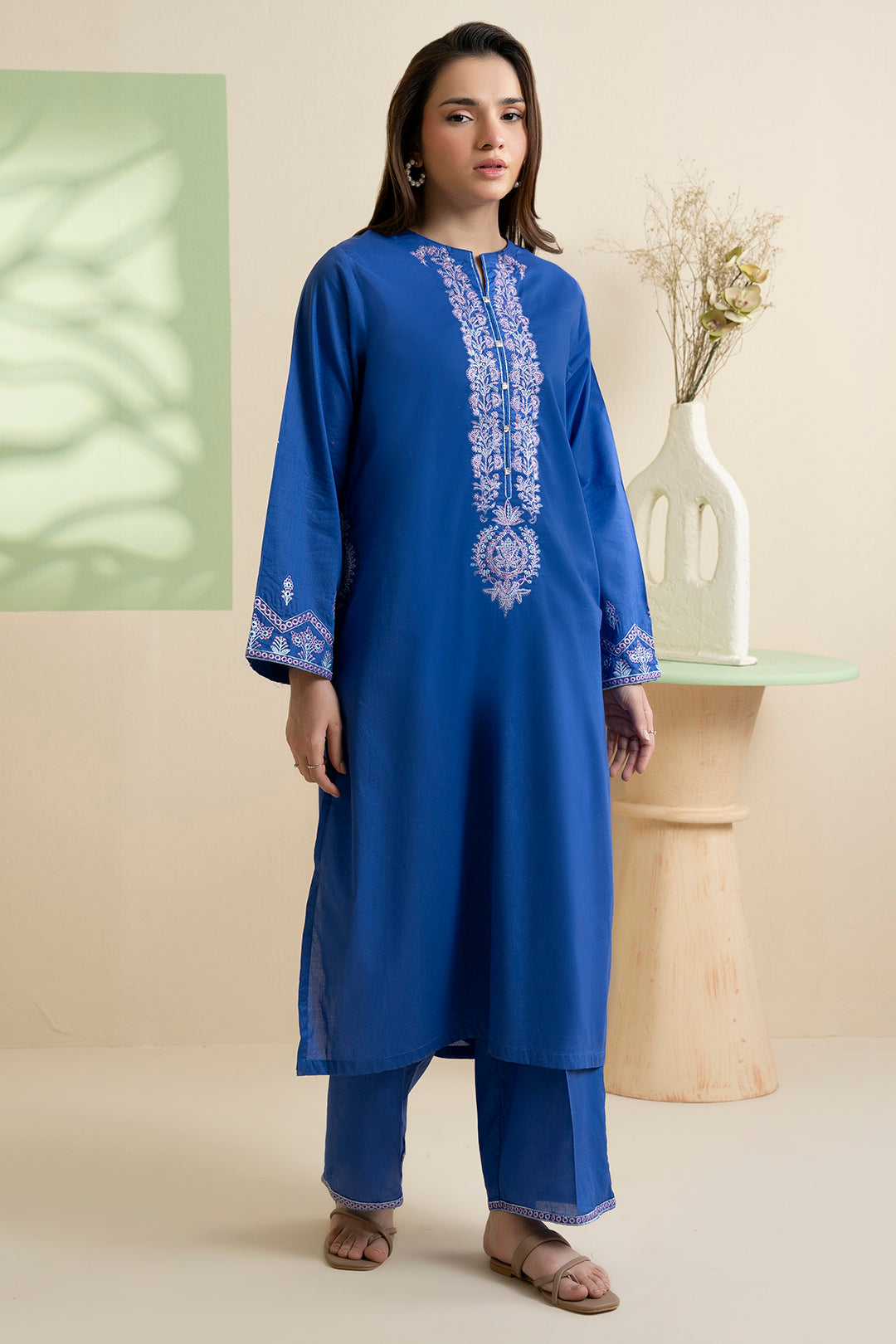 Embroidered Kurta Trouser - 1819