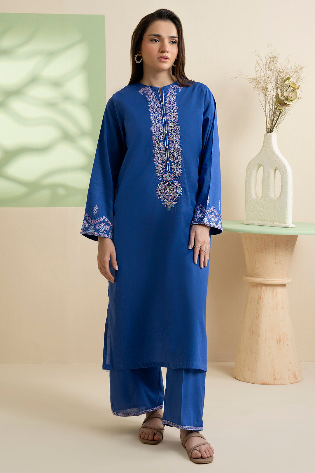 Embroidered Kurta Trouser - 1819