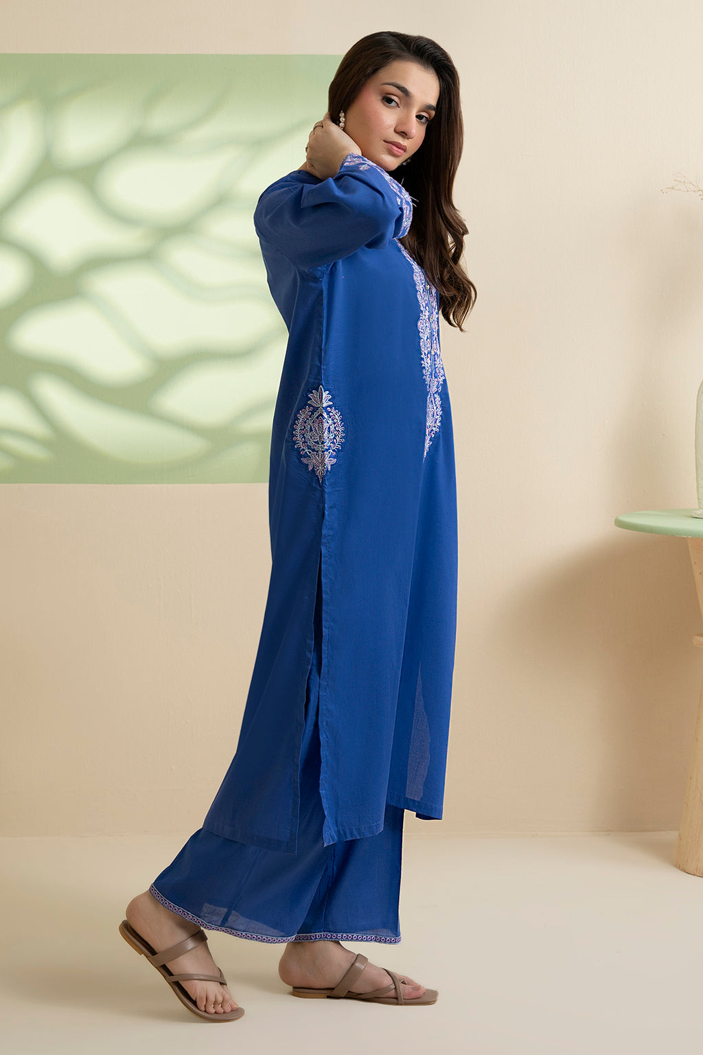 Embroidered Kurta Trouser - 1819