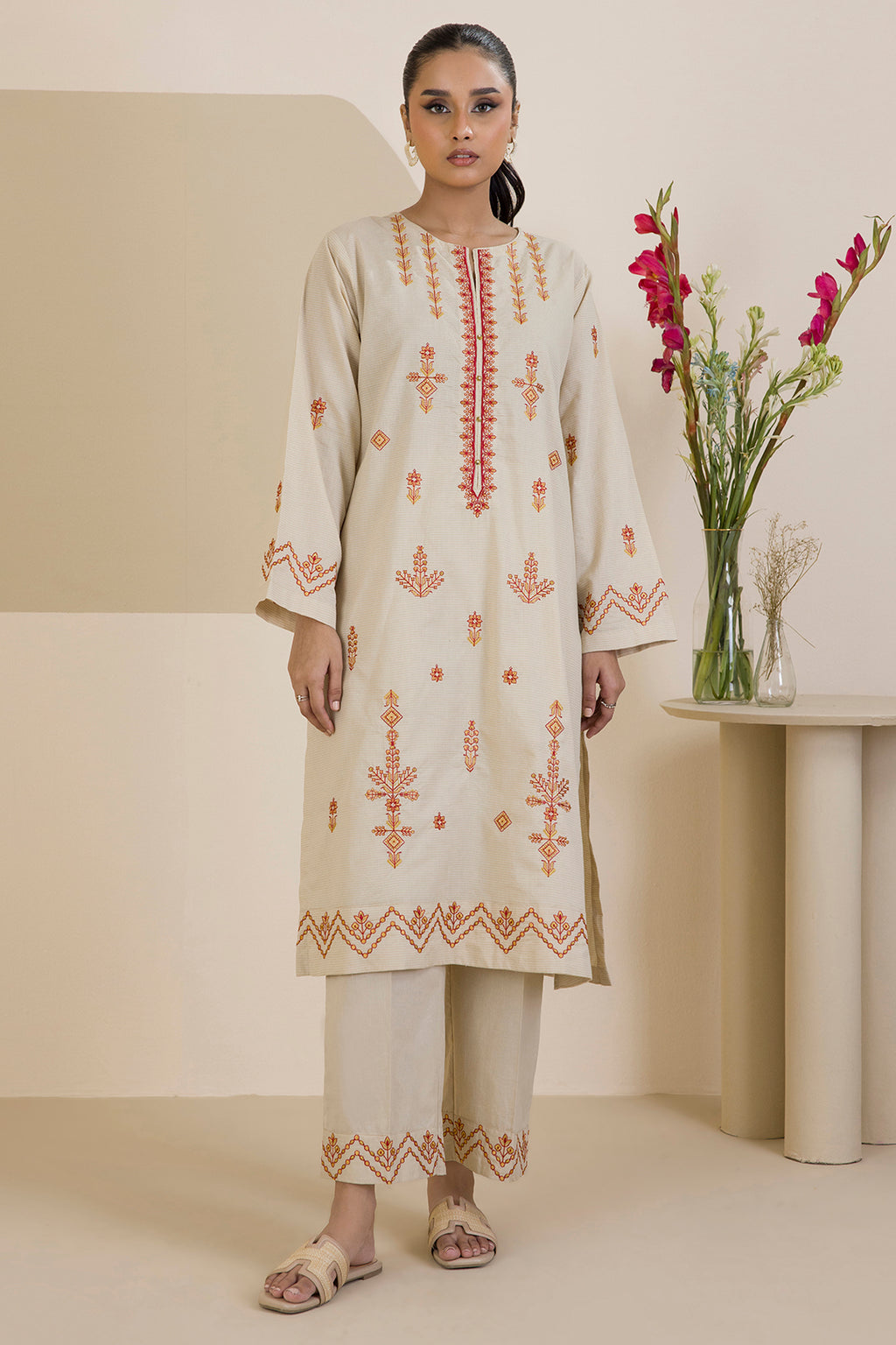 Embroidered Kurta Trouser - 1917