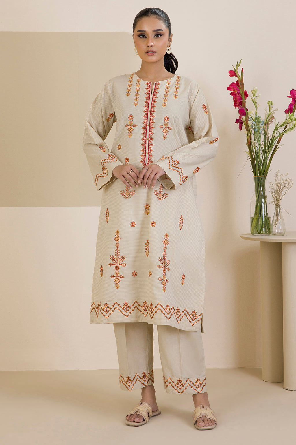 Embroidered Kurta Trouser - 1917