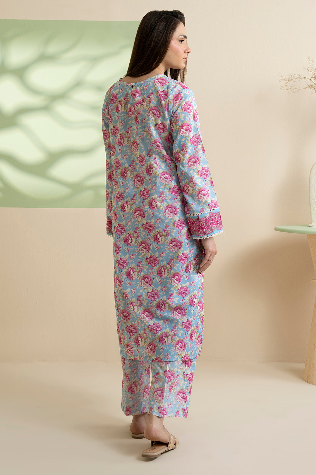 Embroidered Kurta Trouser - 1918