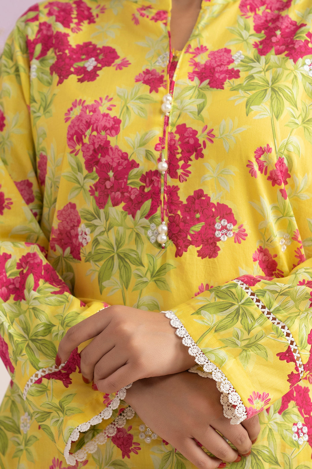 Embroidered Kurta Trouser - 1922