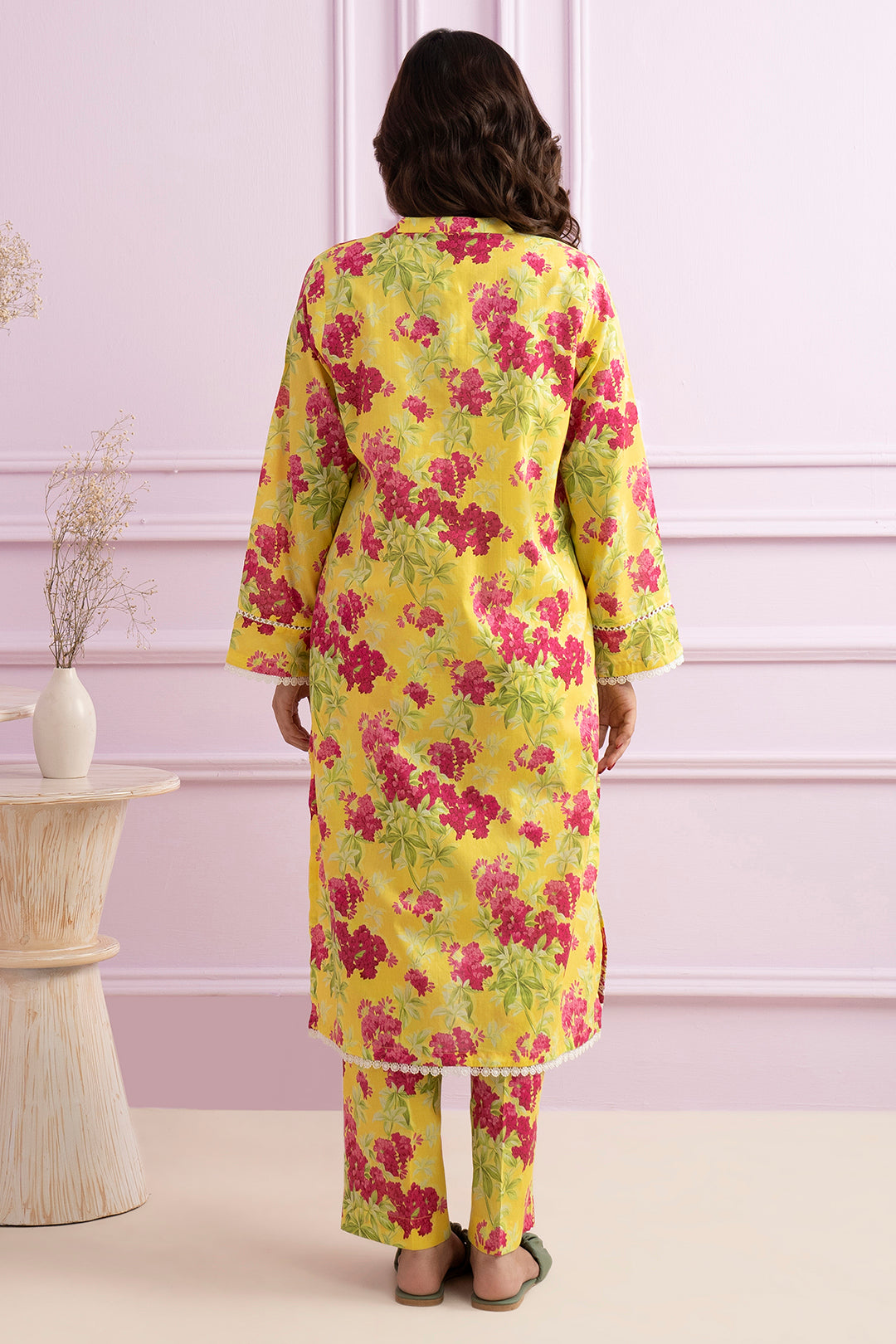 Embroidered Kurta Trouser - 1922