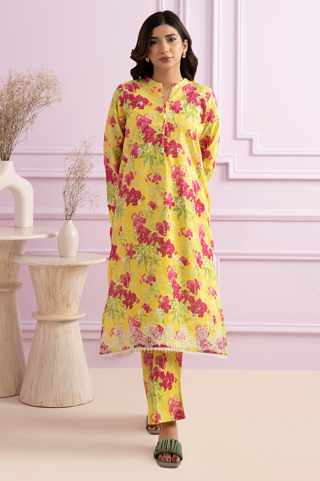 Embroidered Kurta Trouser - 1922