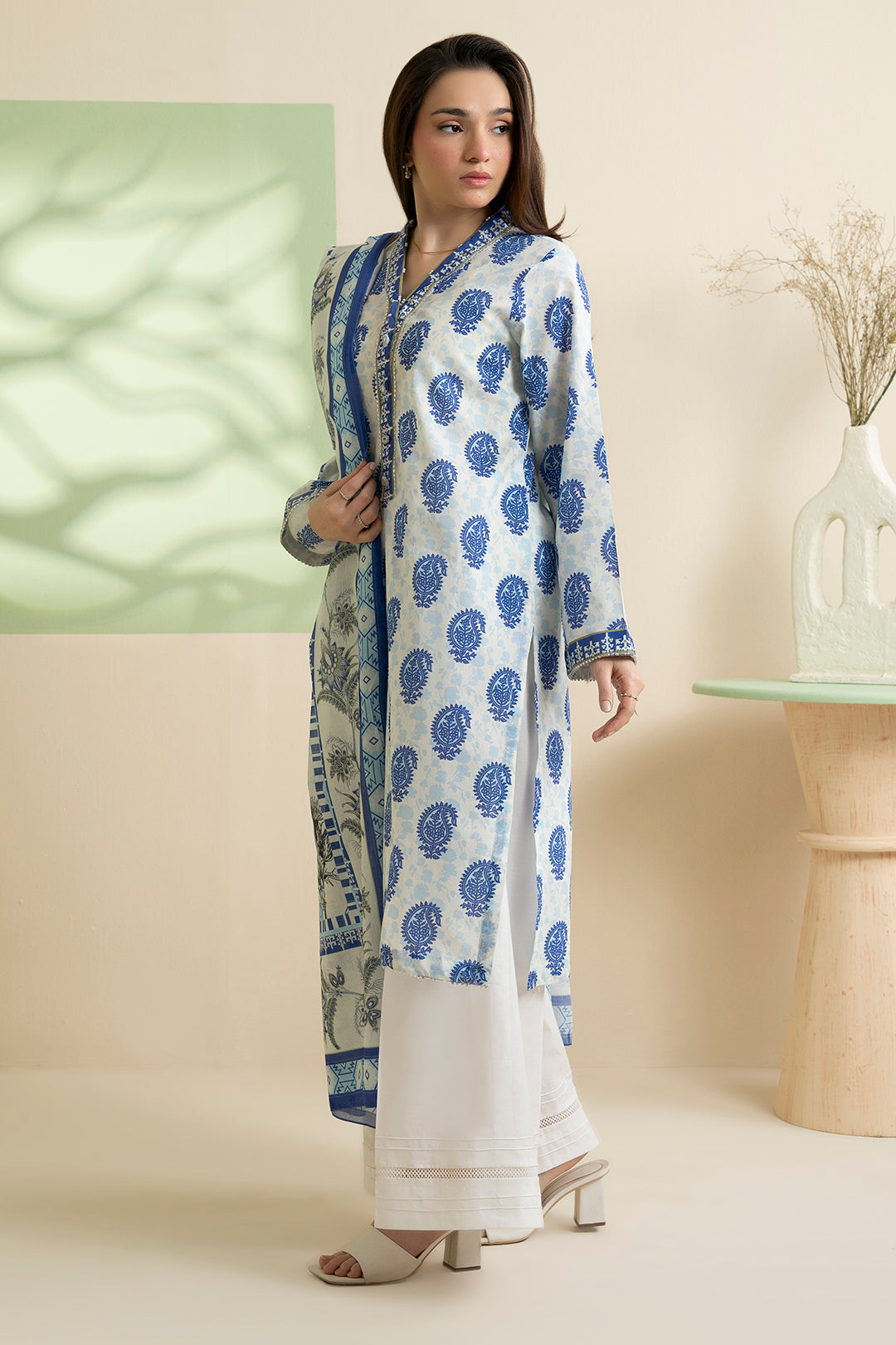 Kurta Dupatta - 1965