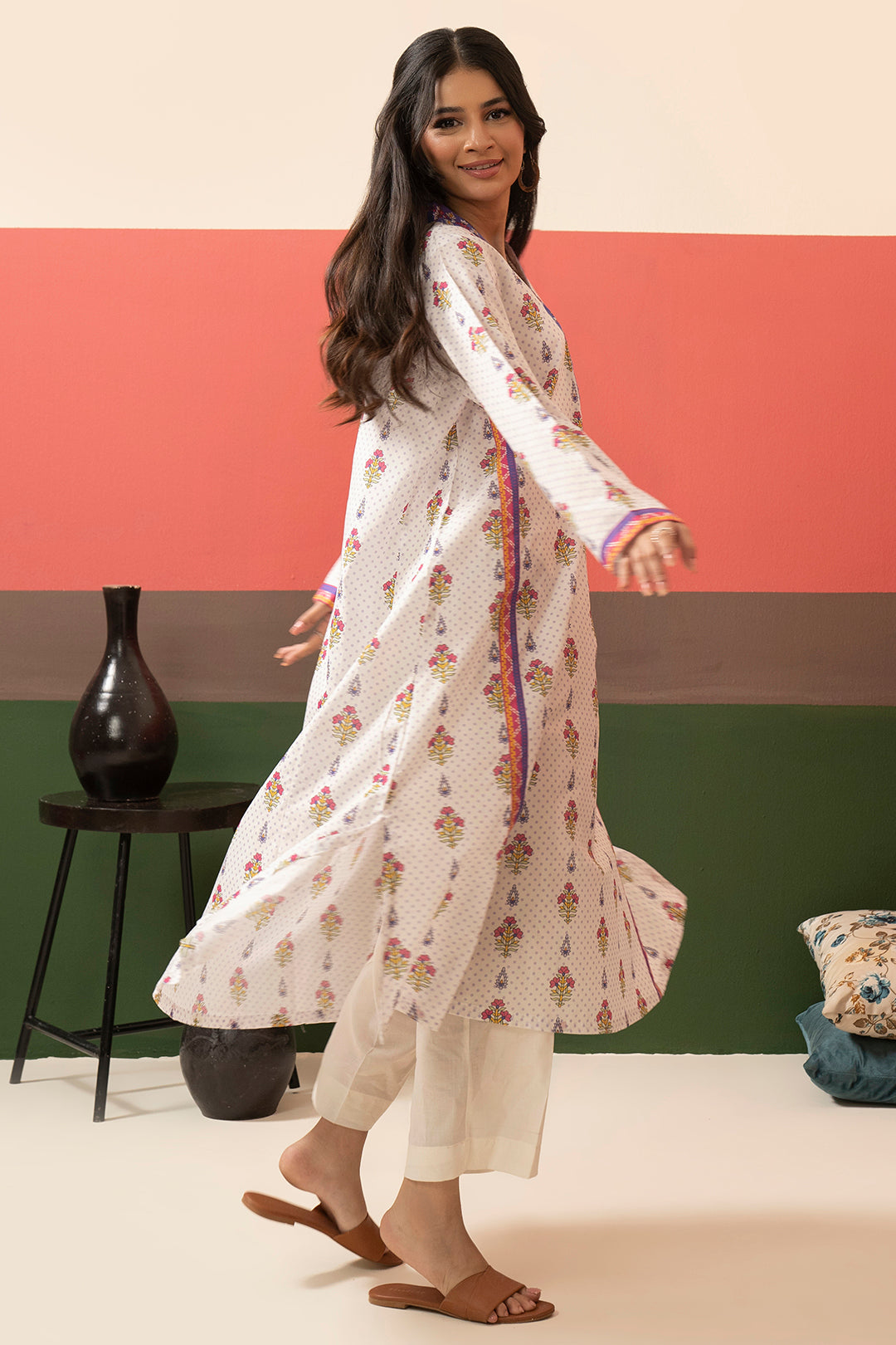 Kurta Dupatta - 1966