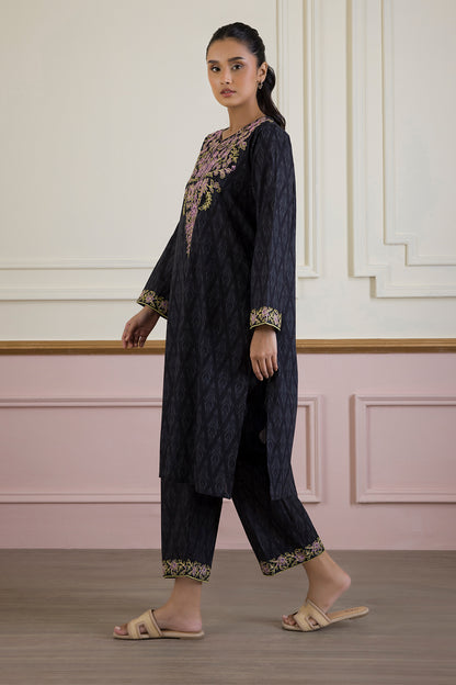 Embroidered Kurta Trouser - 1978