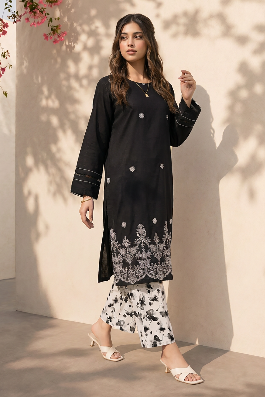 Embroidered Kurta Trouser - 2100