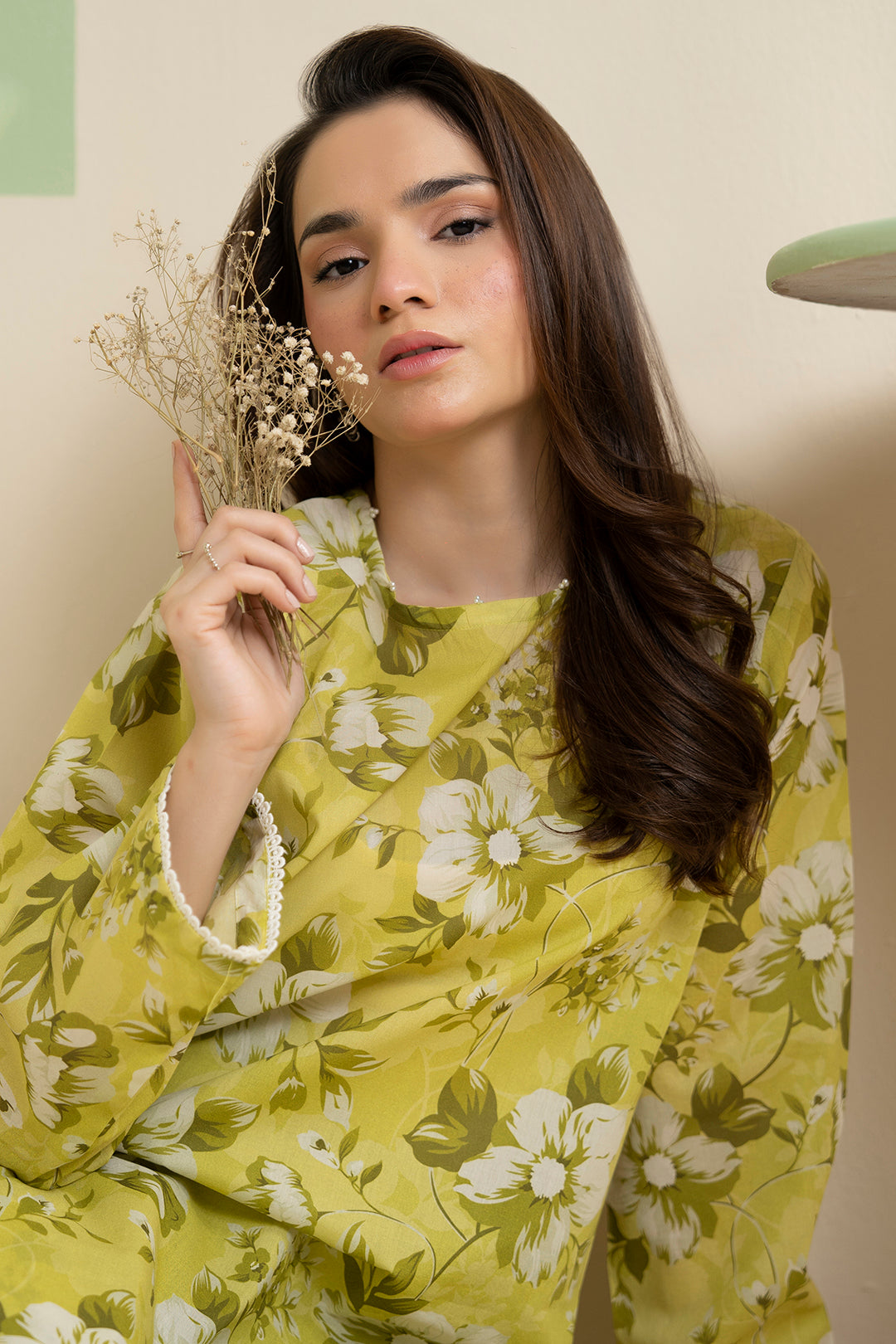 Embroidered Kurta Trouser - 2187