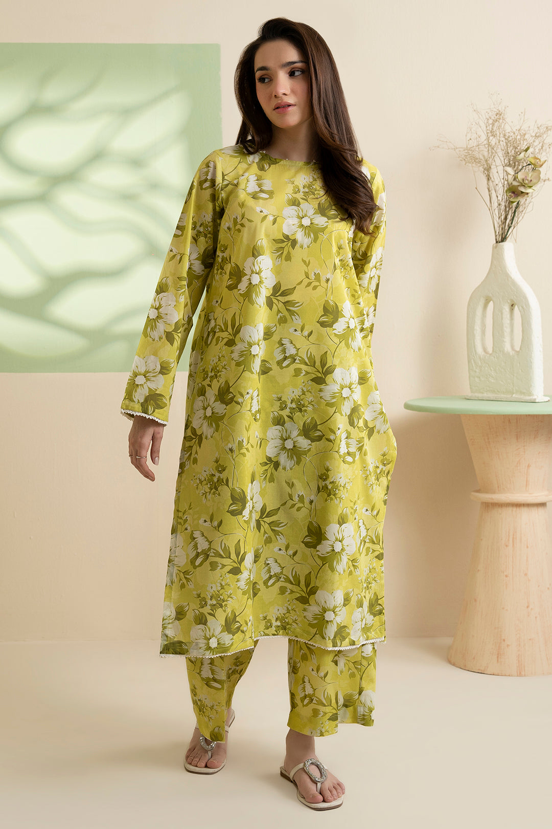 Embroidered Kurta Trouser - 2187