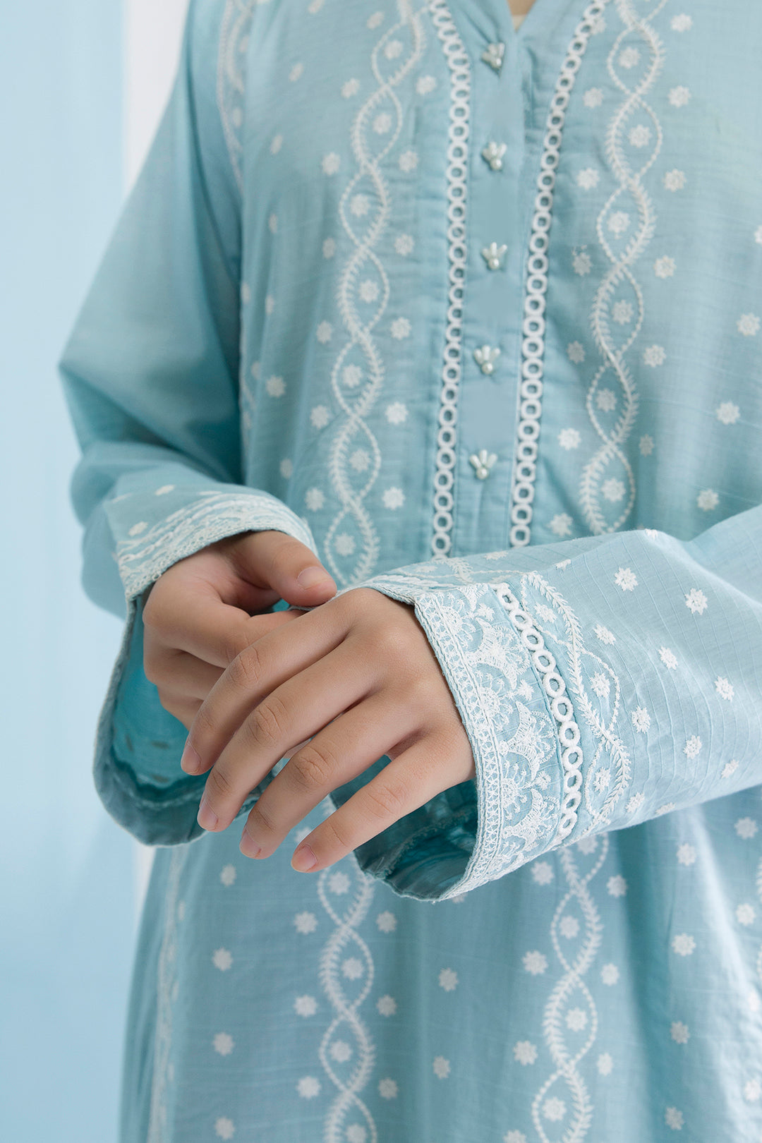 Embroidered Kurta Trouser - 2502