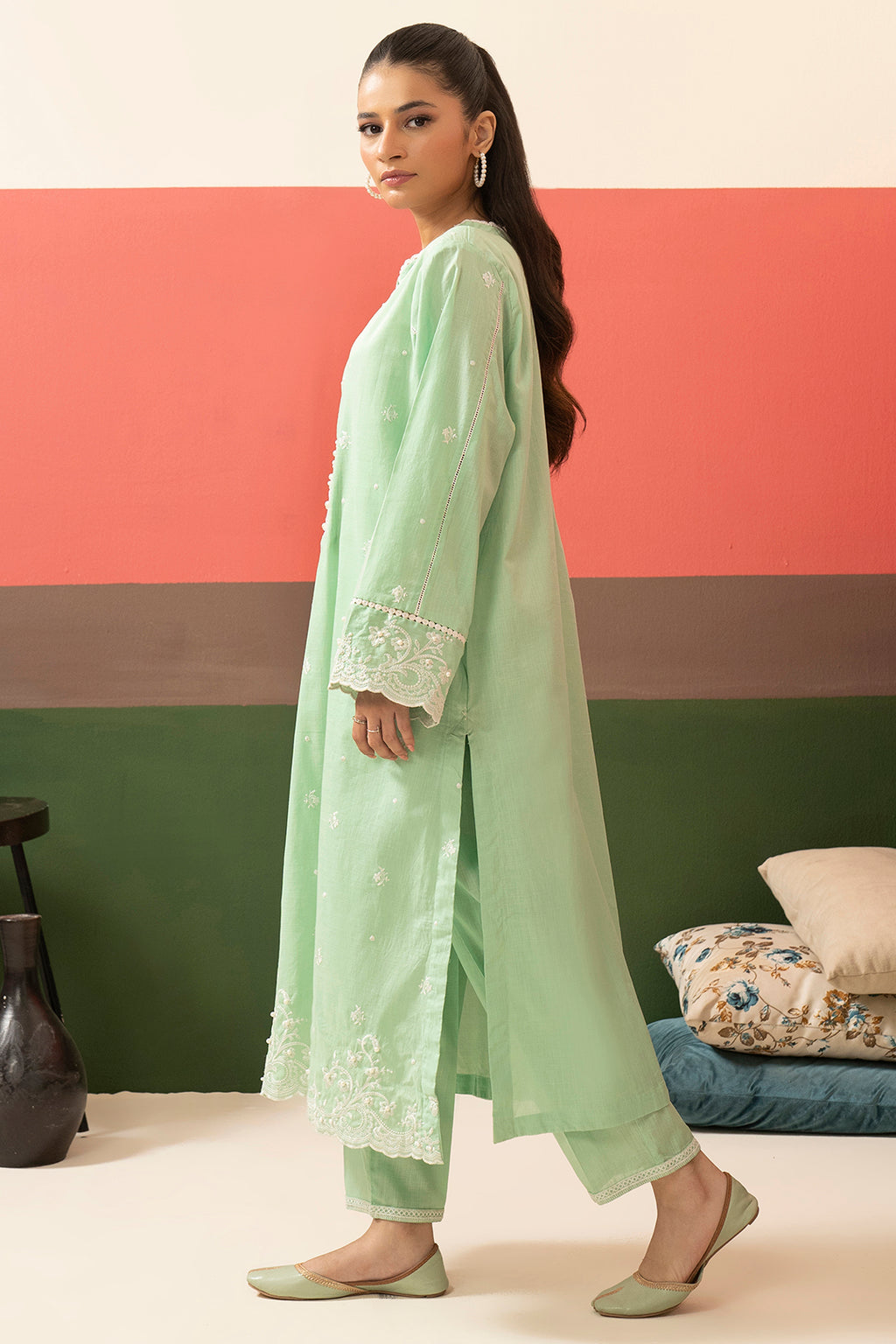 Embroidered Kurta Trouser - 2510