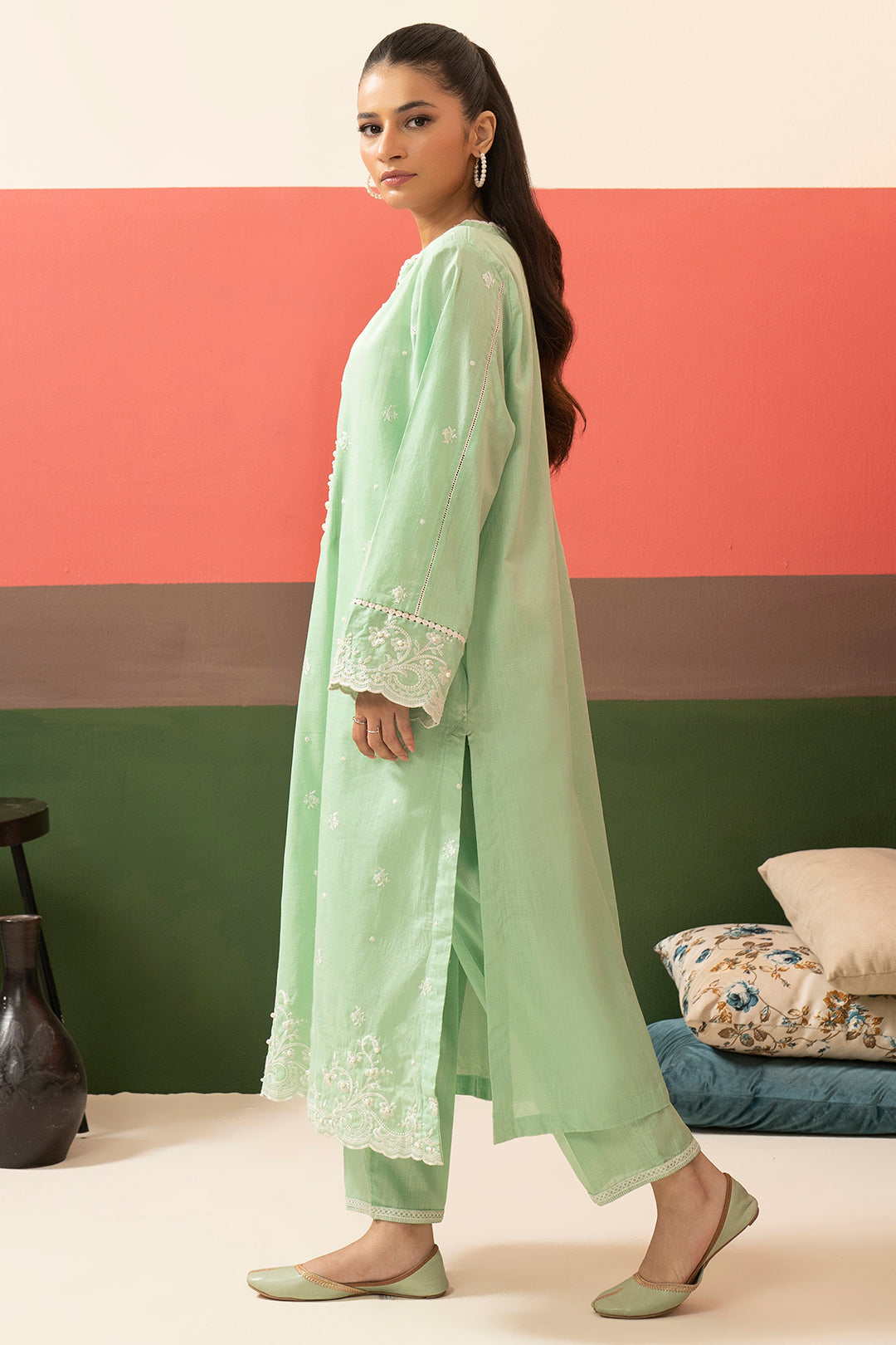 Embroidered Kurta Trouser - 2510