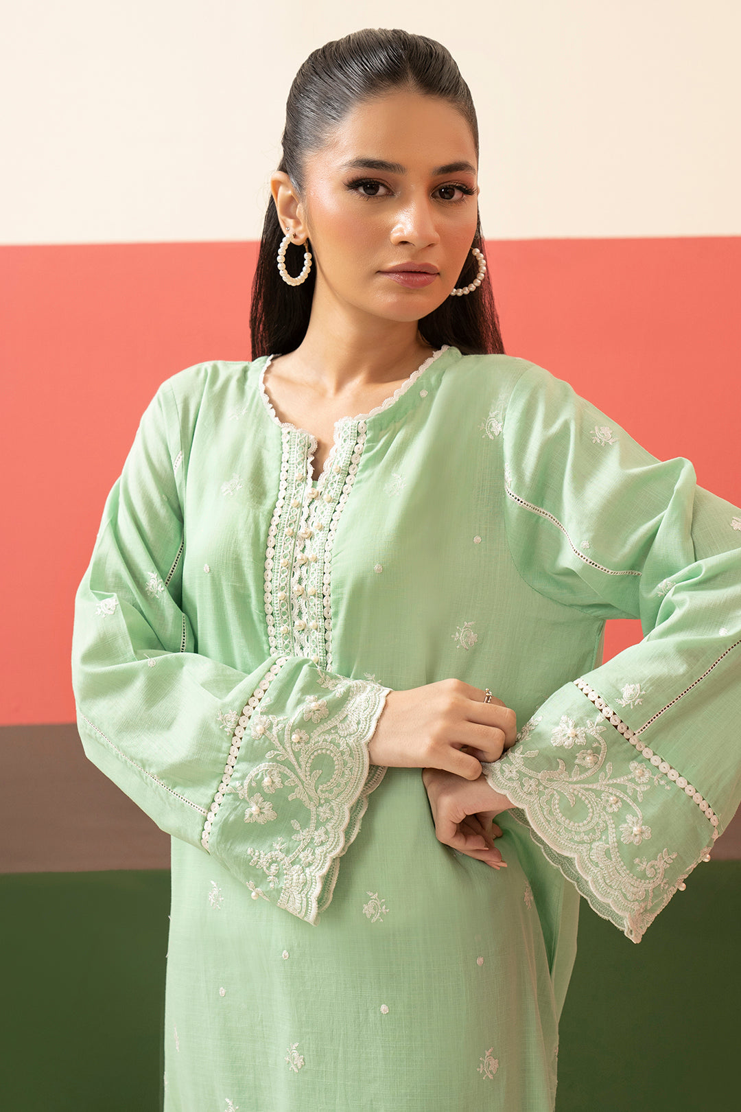 Embroidered Kurta Trouser - 2510